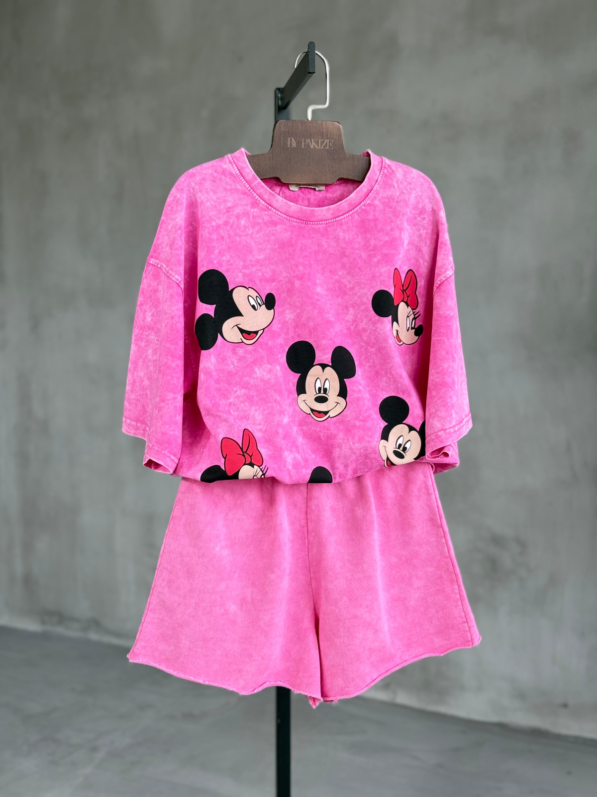 Çoklu Mickey Baskılı Taş Yıkama Oversize Dokuma TAKIM (Pembe)