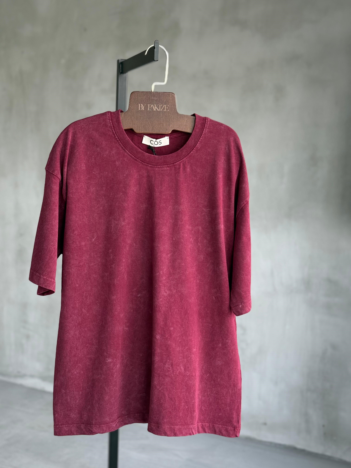 Cos Taş Yıkama Tişört (Bordo)