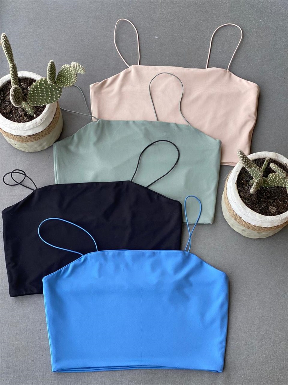 Crop Atlet ( MAVİ& SİYAH & MİNT& TEN RENGİ)