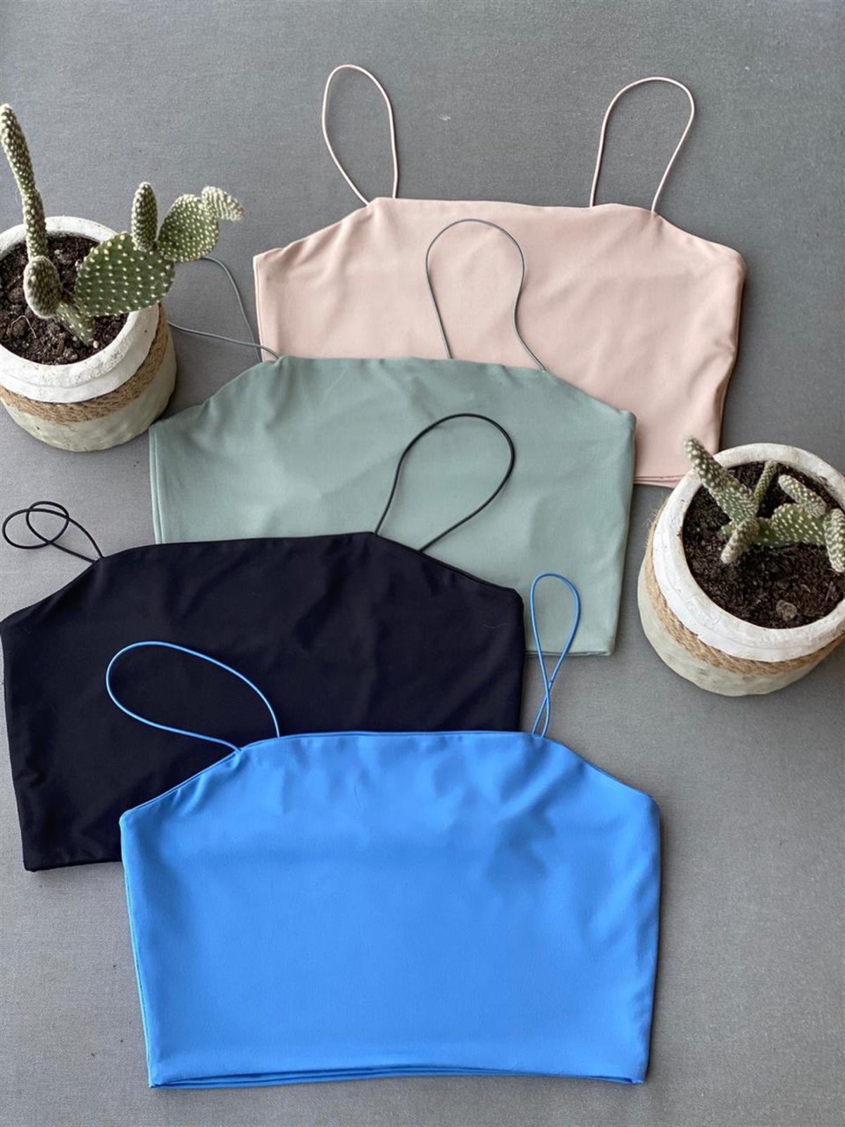 Crop Atlet ( MAVİ& SİYAH & MİNT& TEN RENGİ)