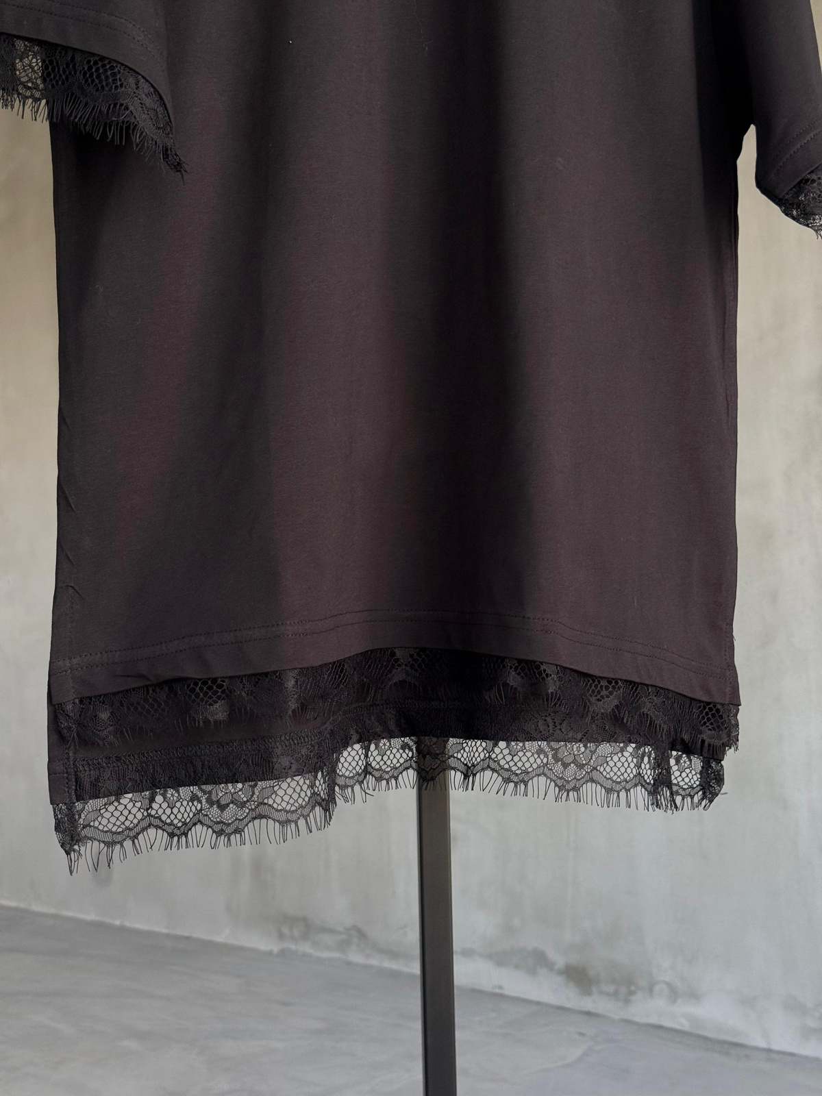 Dantel Detaylı Oversize Tunik Tişört (Siyah)