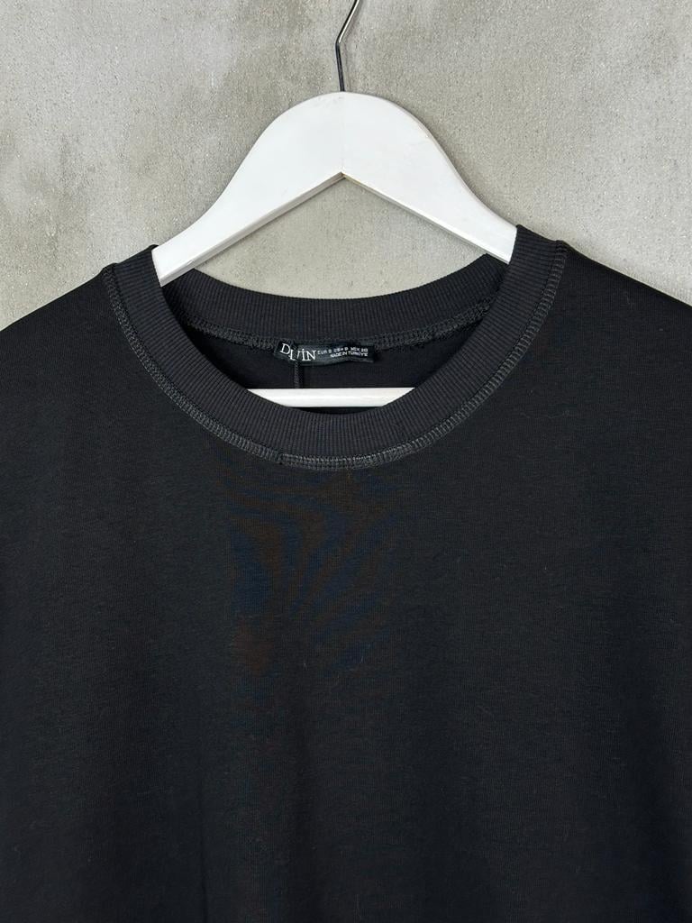 Dekoratif Dikişli Bisiklet Yaka Tshirt (Siyah)