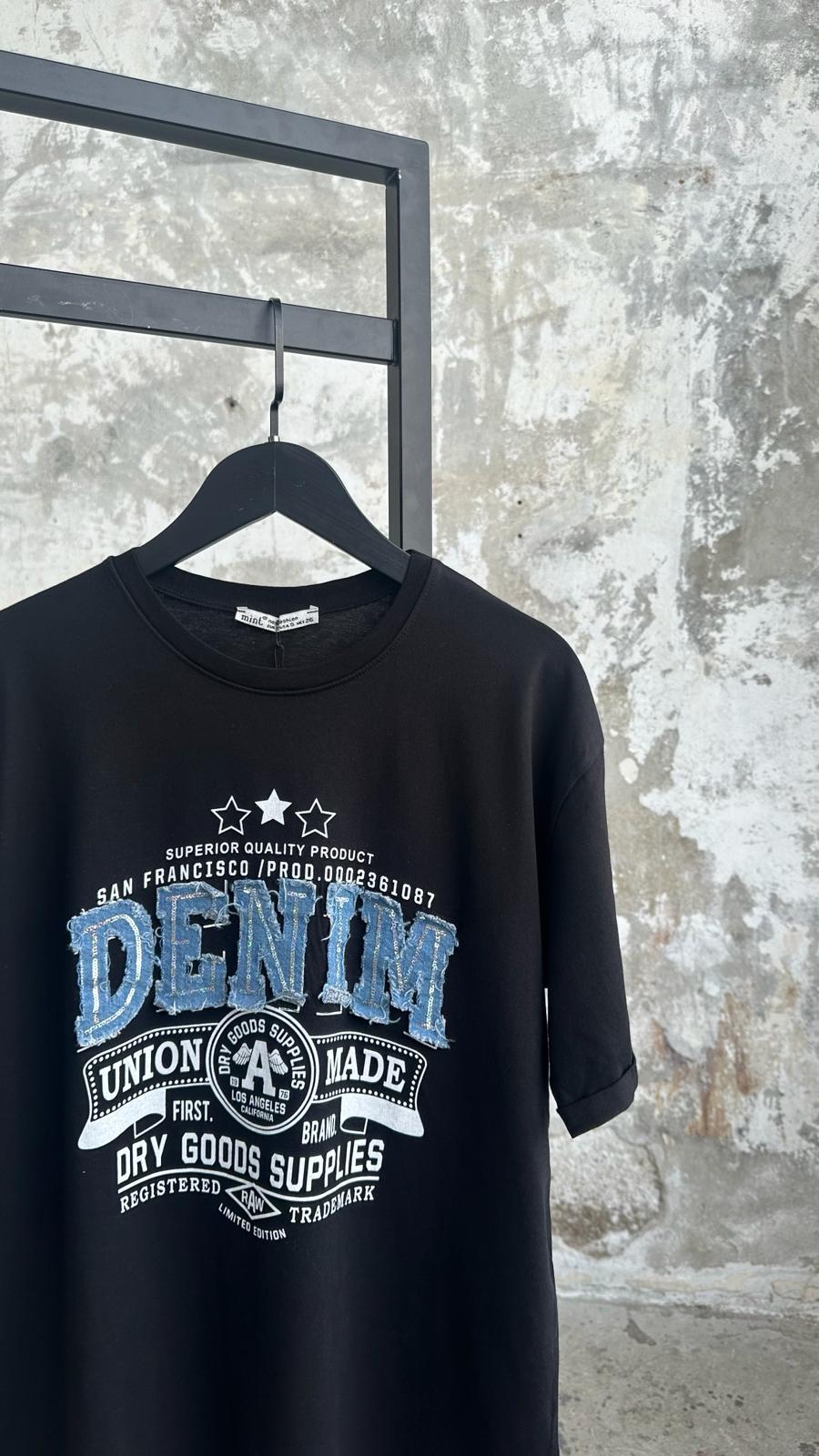 Denim Detaylı Pul Payet İşlemeli Tişört (Siyah)