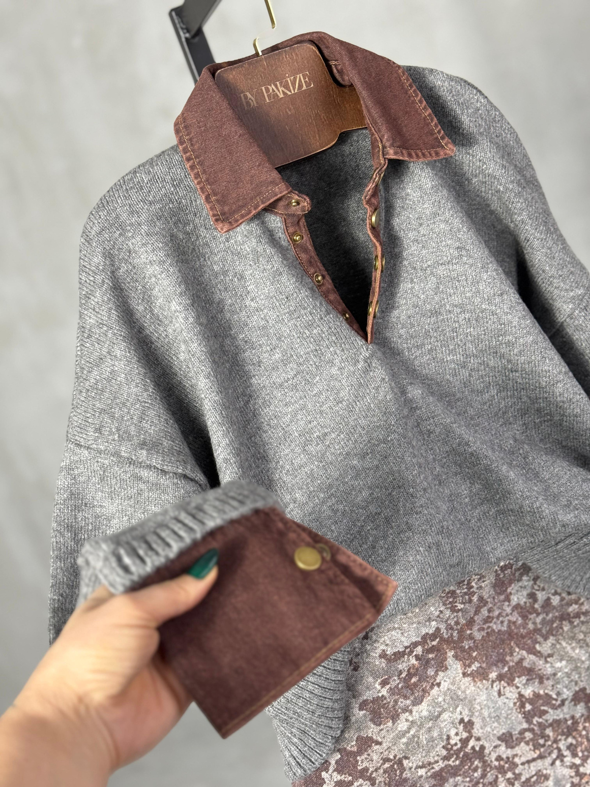 Denim Yakalı Yumoş Kazak (Antrasit)