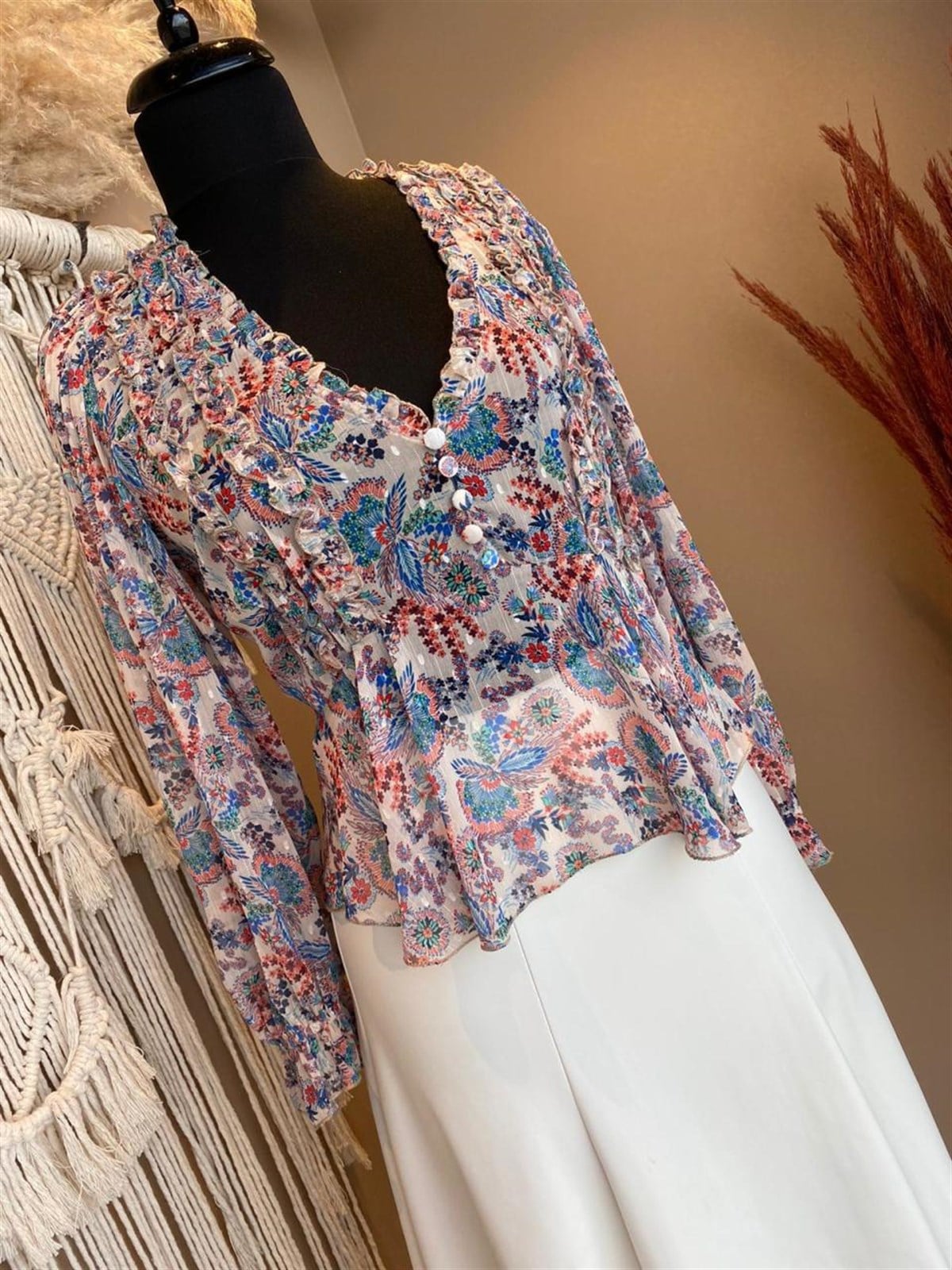 Desenli V Yaka Peplum Bluz