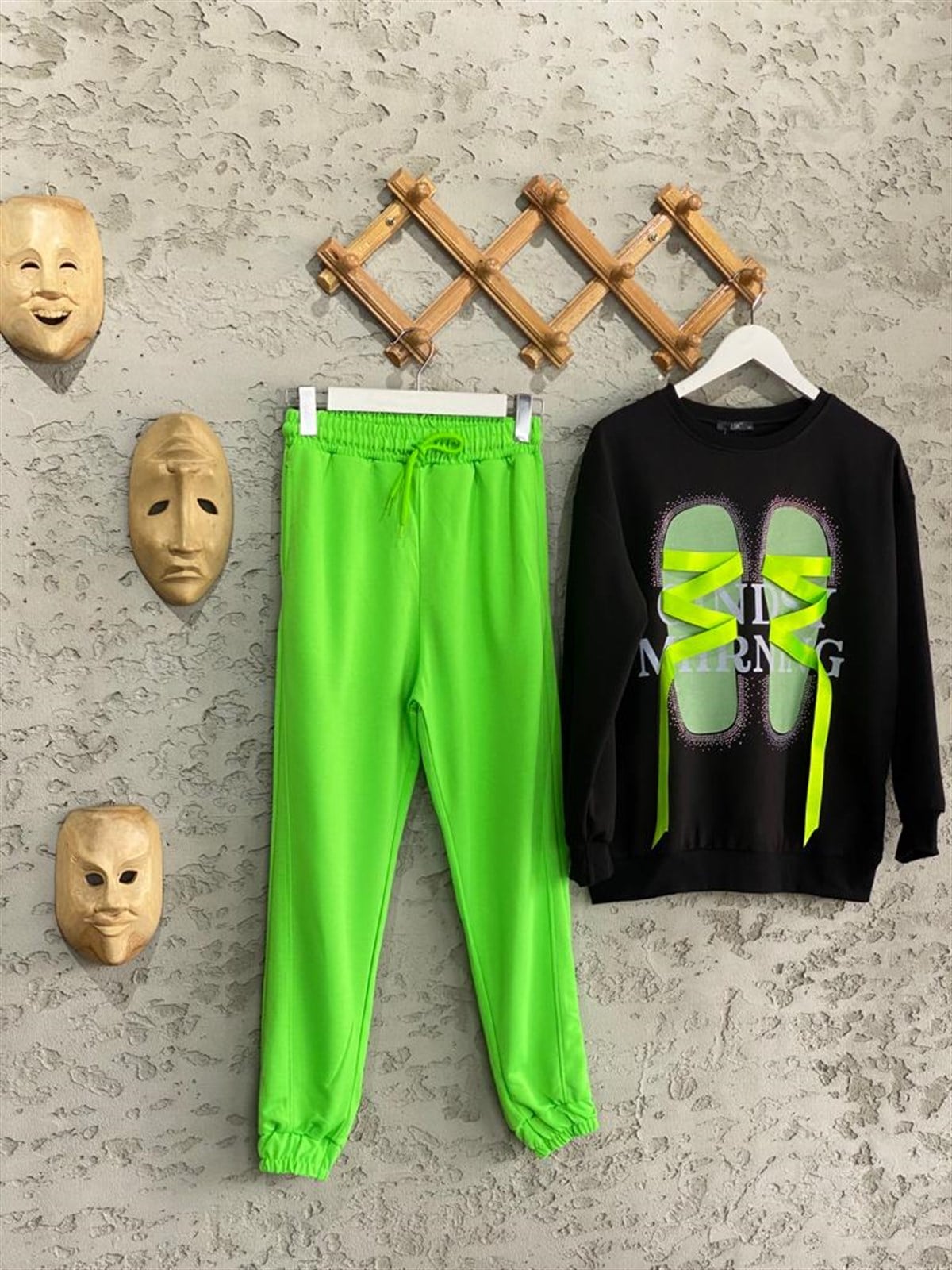 Dikiş Detaylı Eşofman (Neon Yeşil)