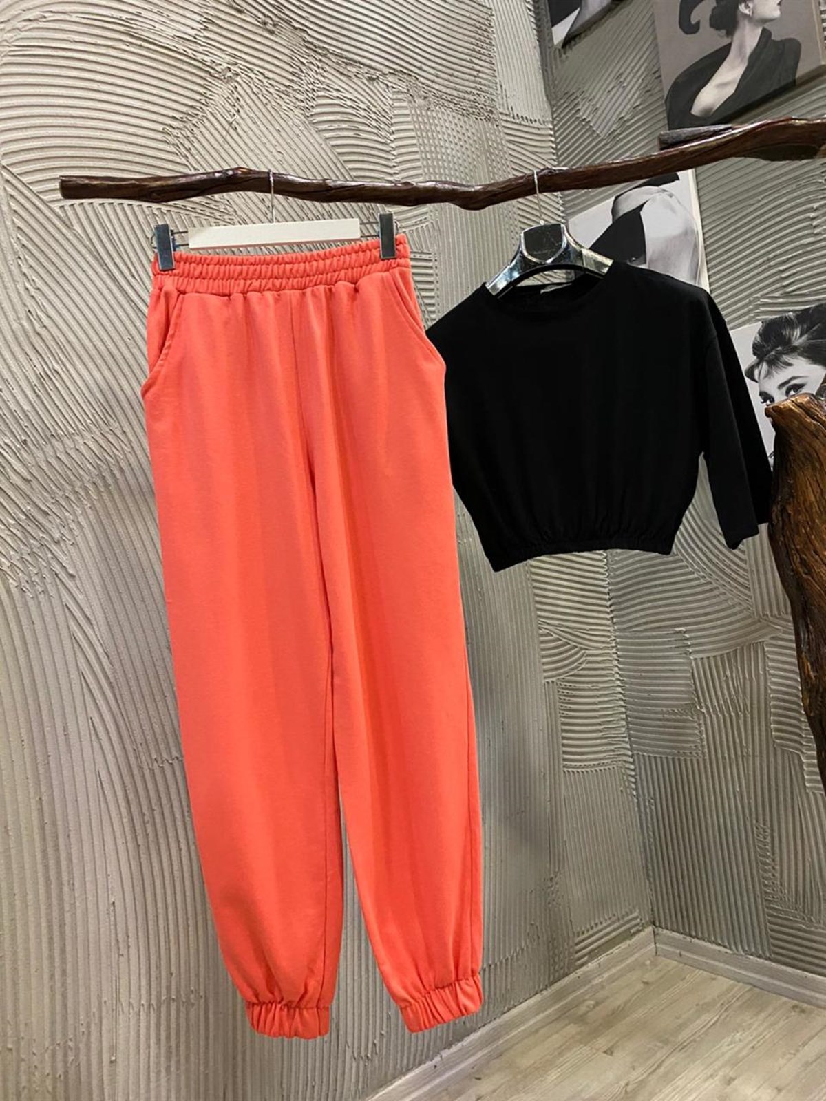 Dirsek Kol Altı Lastikli Tshirt(SİYAH)
