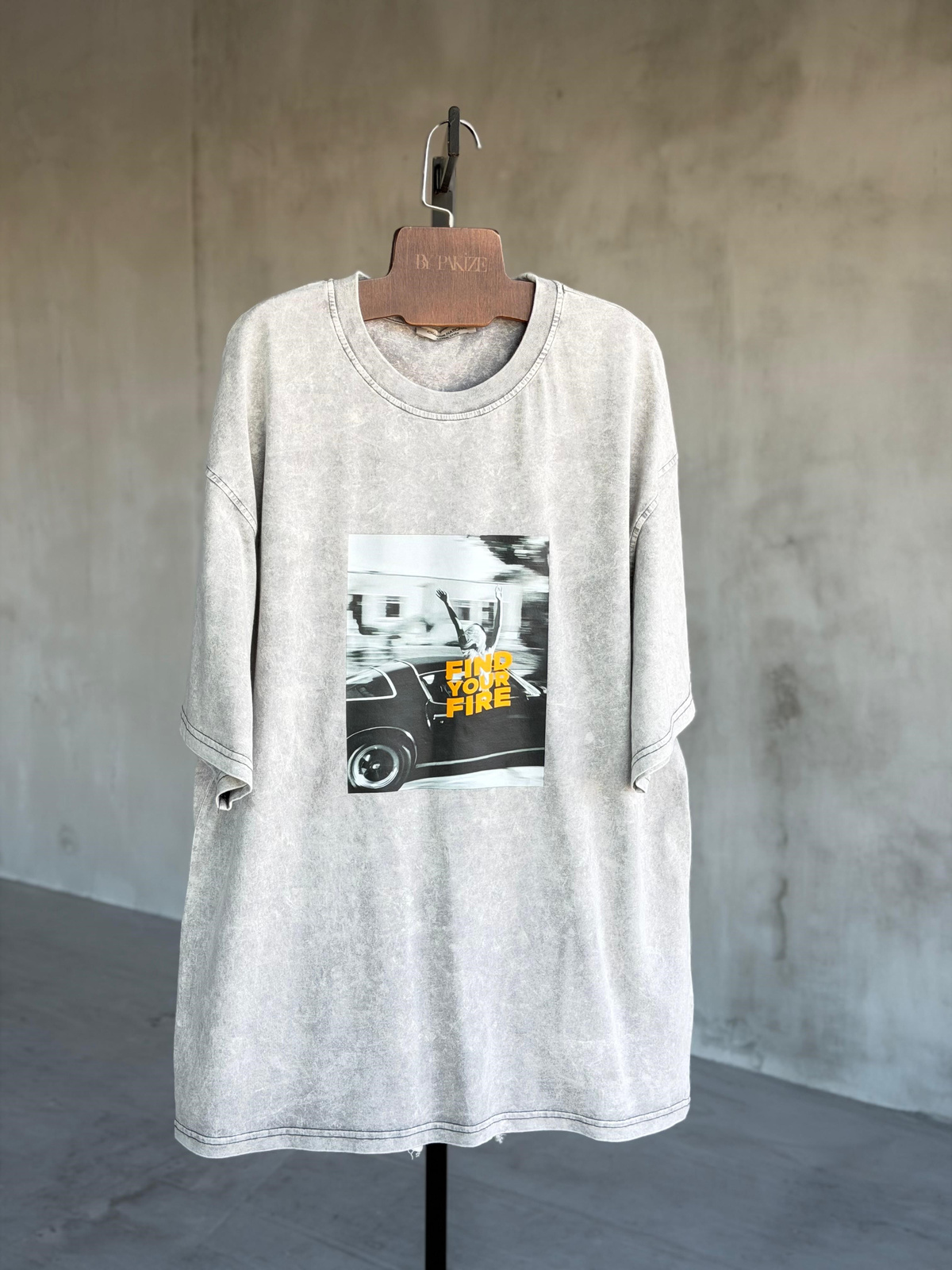 Fınd Your Fıre Yazı Baskılı Oversize Tişört (Gri)
