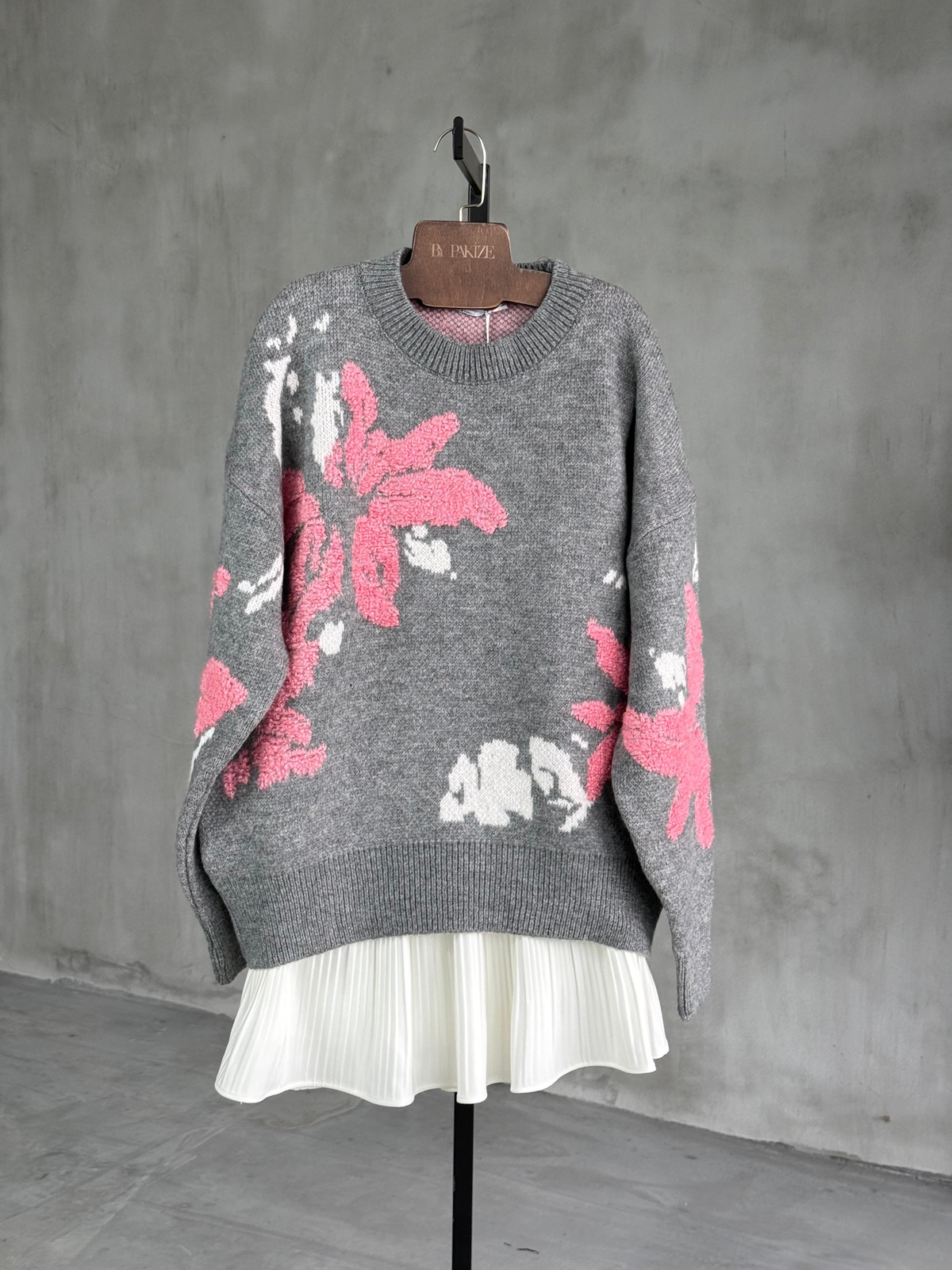 Floral Çiçek Desenli Tasarım Kazak (Pembe) 