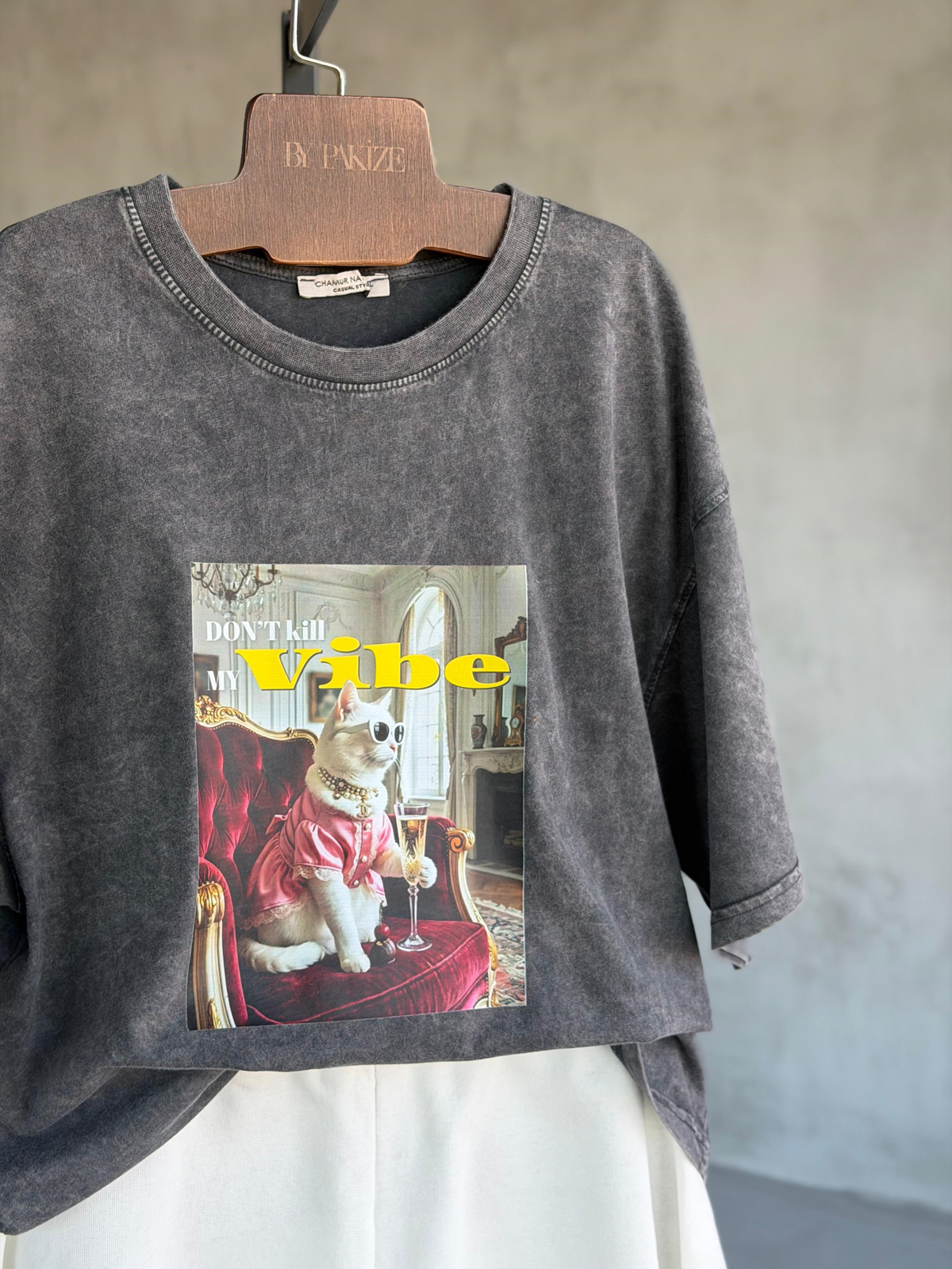 Gözlüklü Kedi Baskılı Oversize Tişört (Antrasit)
