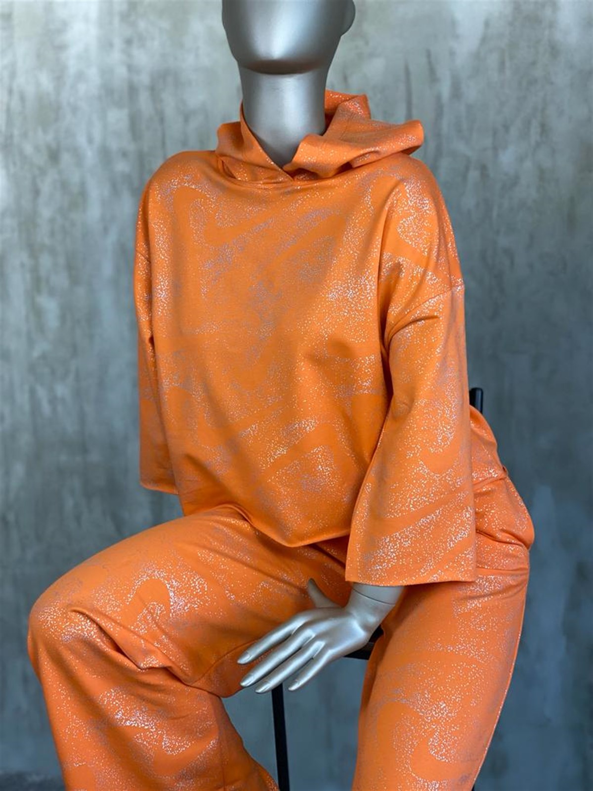 Gümüş Baskılı Takım (Oranj)
