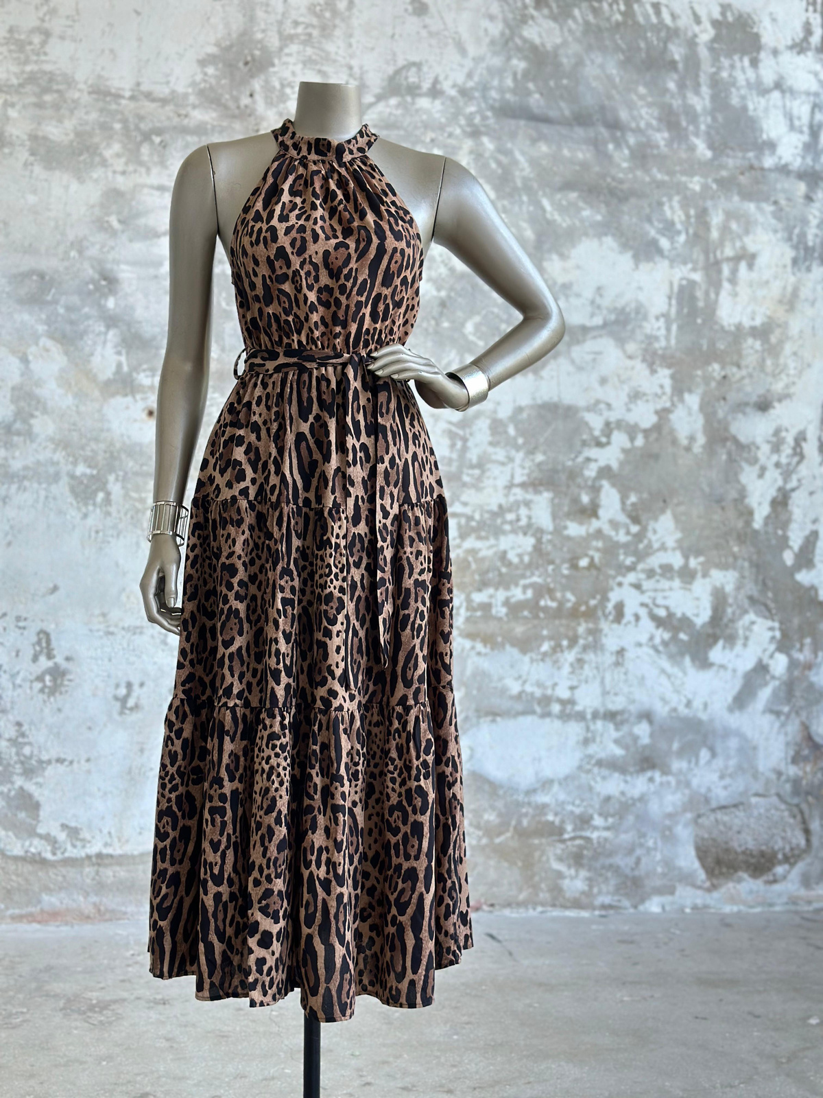 Halter Yaka Leopar Desen Belden Lastikli Elbise (Koyu Kahve)