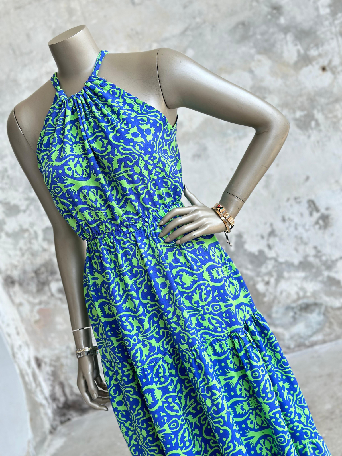 Halter Yaka Neon Renk Desen Belden Lastikli Elbise (Mavi)