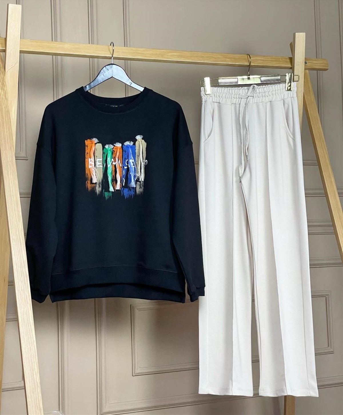 İkiiplik Sweat Kumaş Önden Dikiş Detaylı Pantolon  (EKRU)
