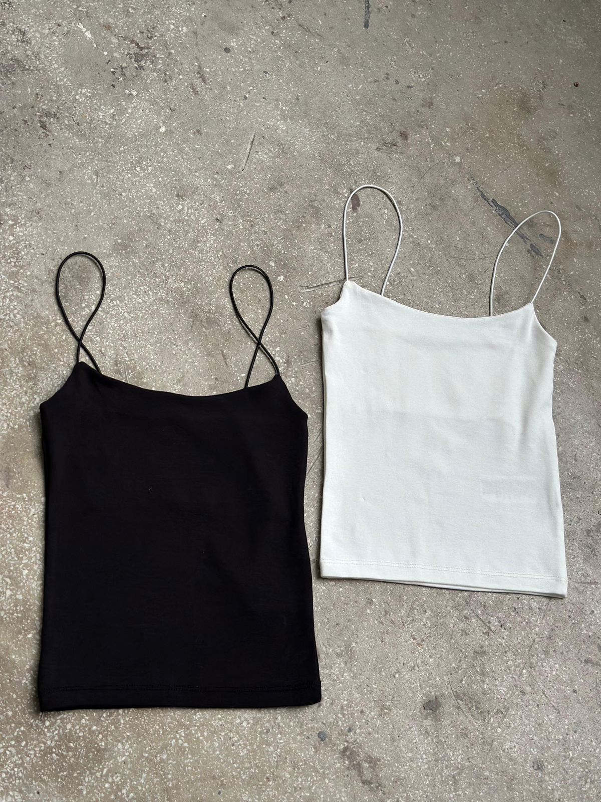 İp Askılı Basic Kadın Crop (Beyaz/Siyah)