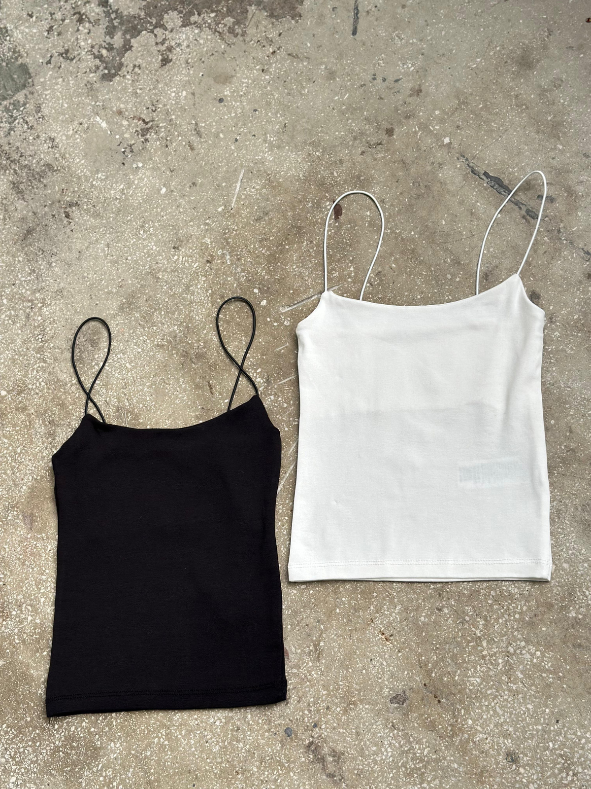 İp Askılı Basic Kadın Crop (Beyaz/Siyah)