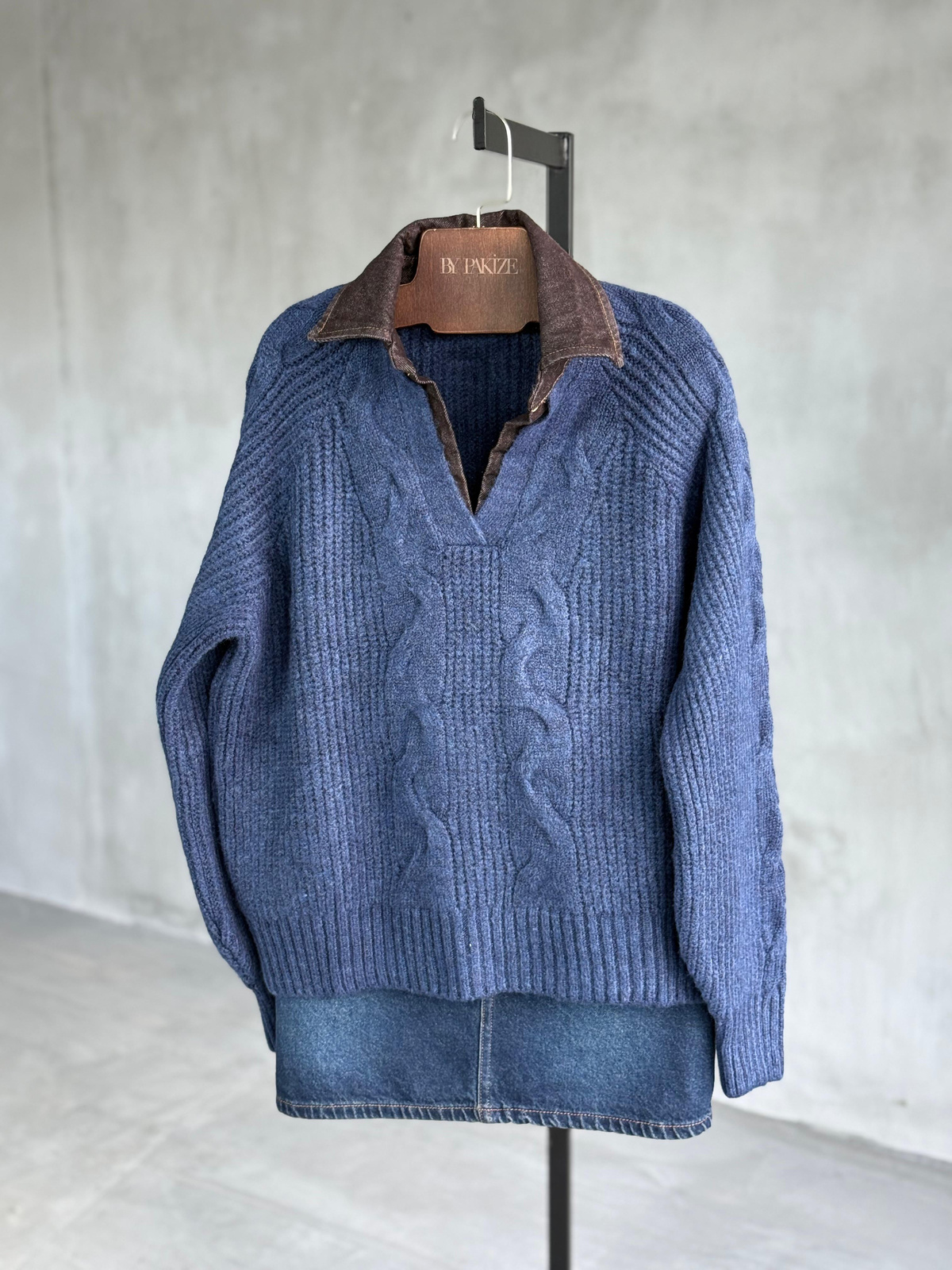 KAHVE Denim Detaylı Saç Örgü Kazak (Mavi)