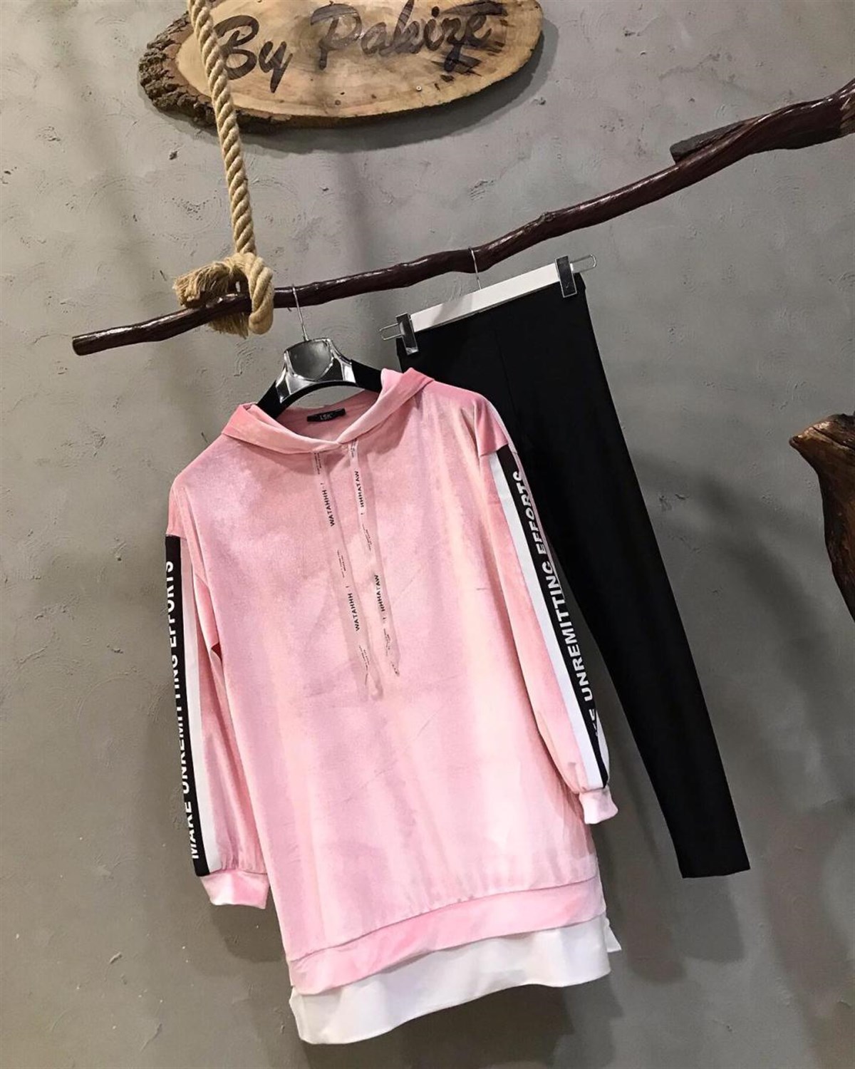 Kapşonlu Kadife Kumaş Sweatshirt (PEMBE)