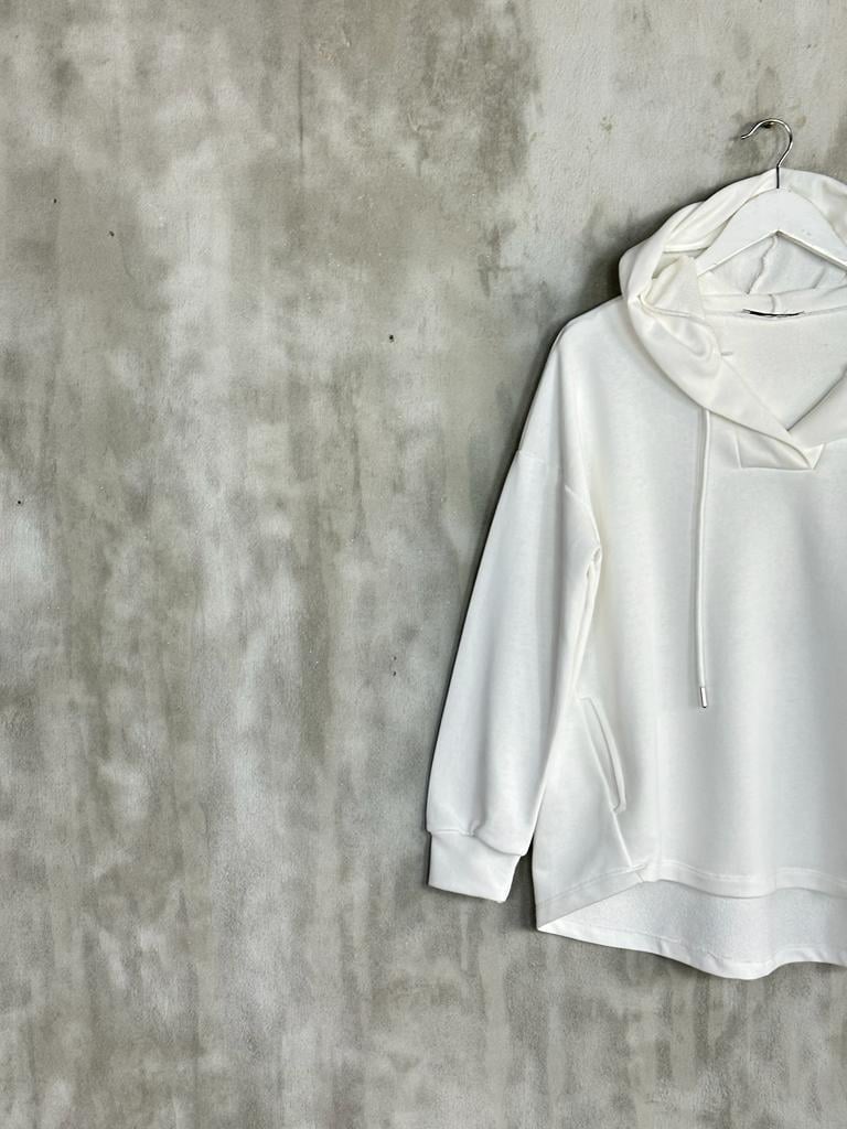 Kapşonlu Oval Kesim Kadın Sweat (Beyaz)