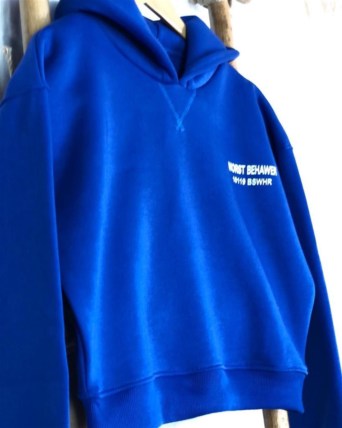 Kapşonlu Sırt Yazı Detaylı Sweat
