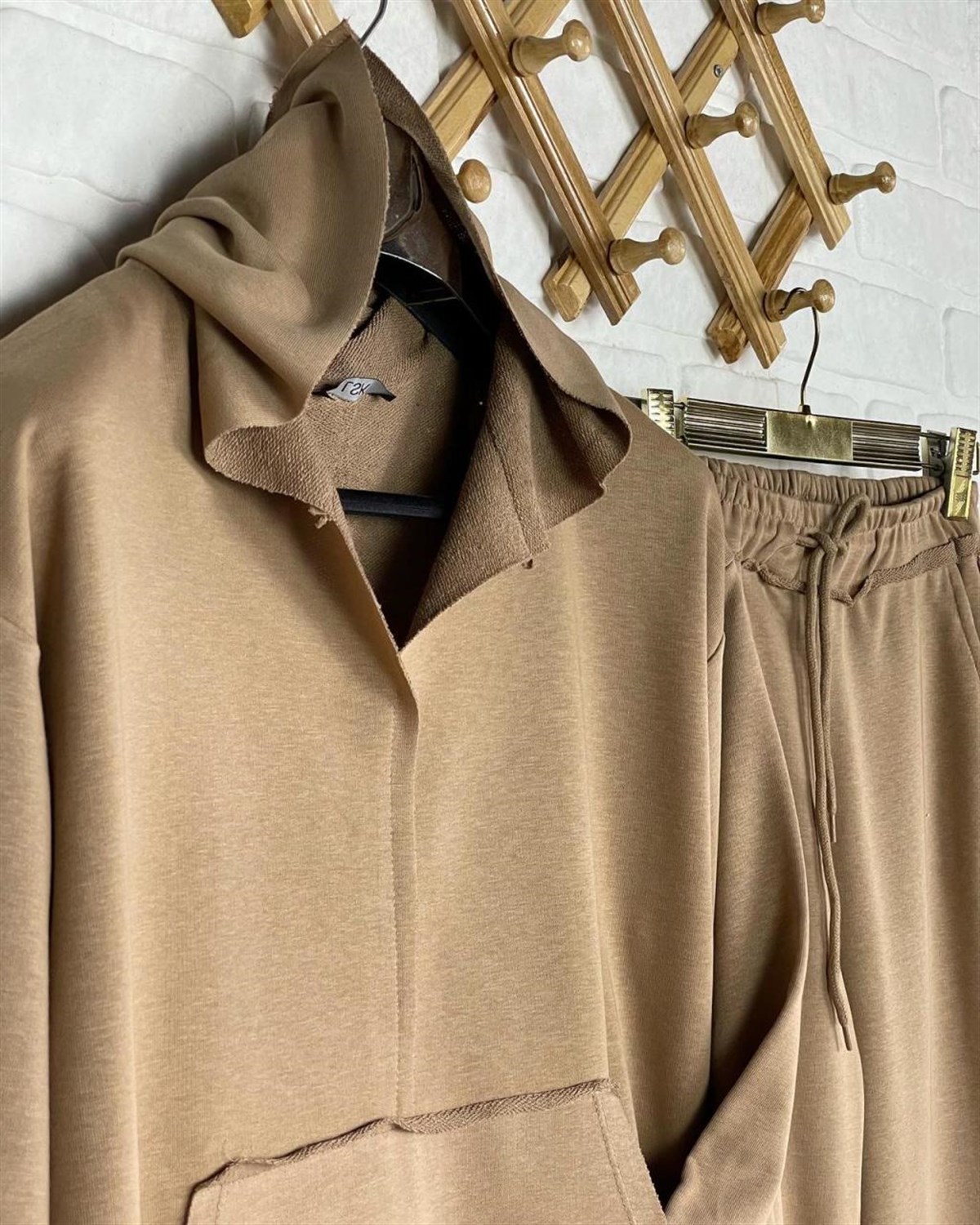 Kapşonlu Sweatshirt (CAMEL)