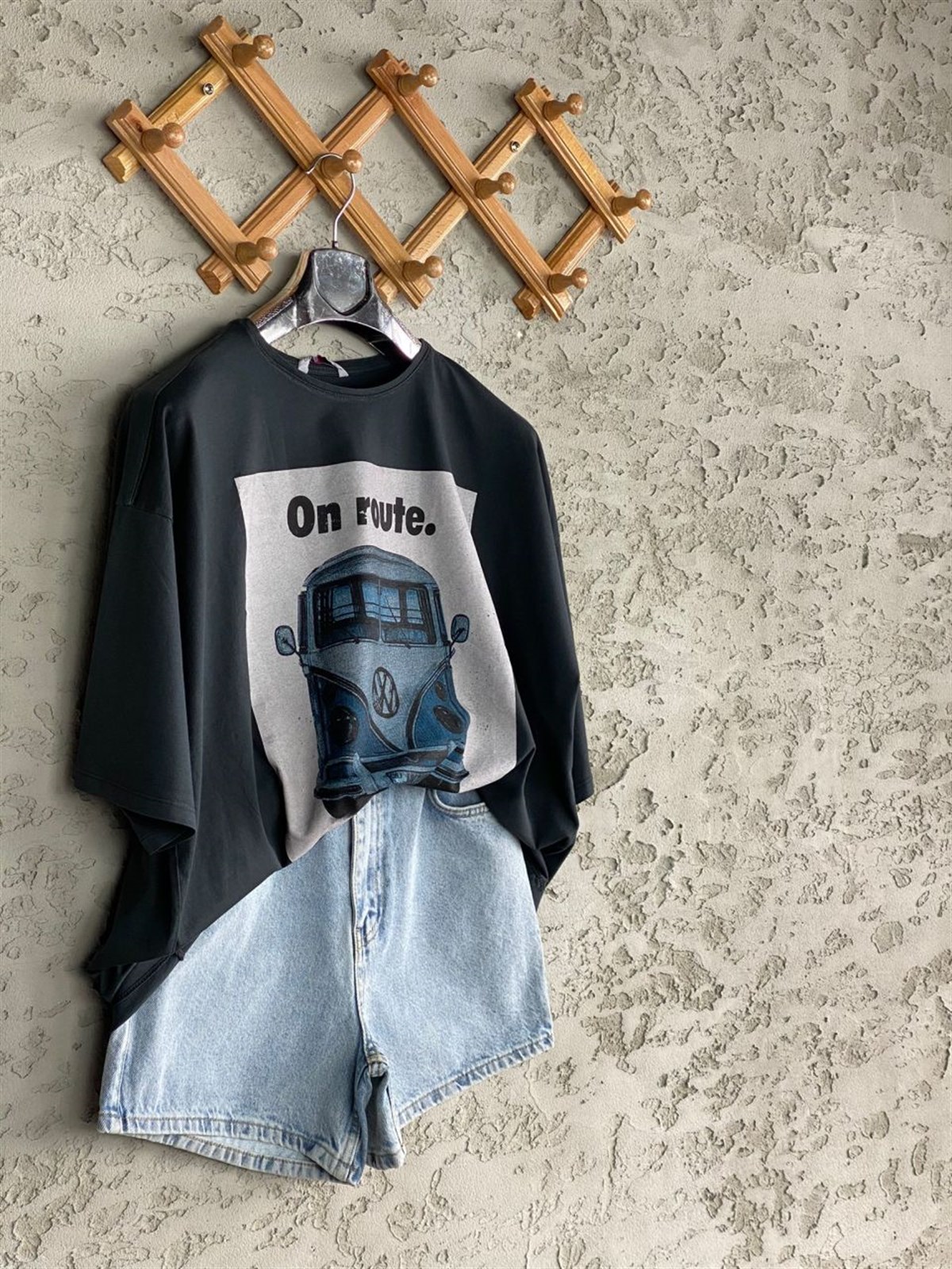 Karavan Baskılı T-shirt