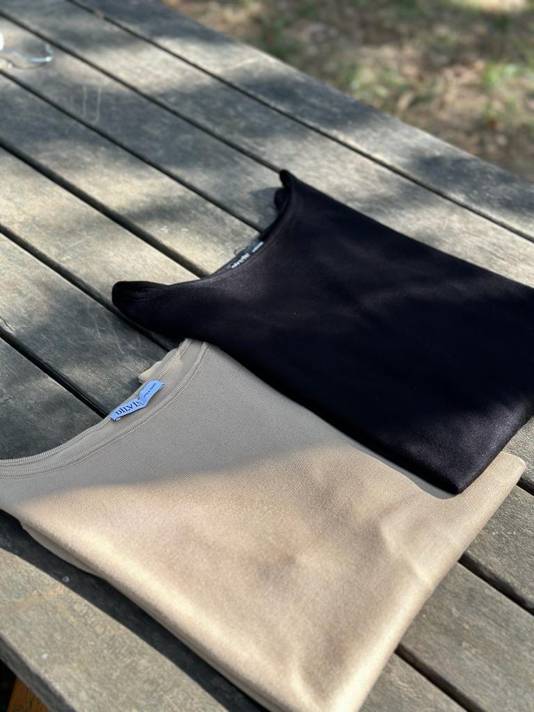 Kayık Yaka Yırtmaçlı Basic Merserize Kazak (Camel)
