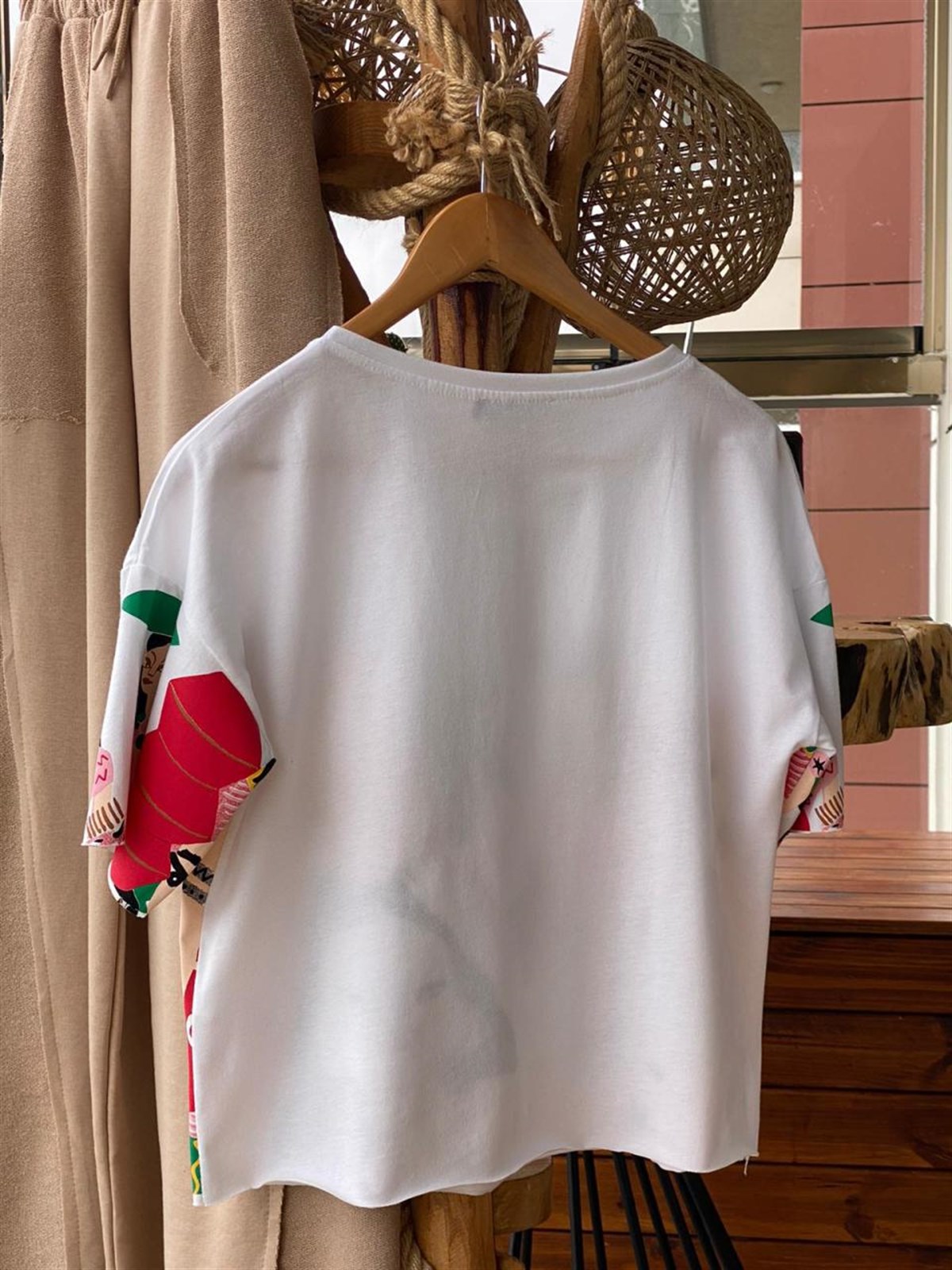 Kız Baskılı Tshirt (BEYAZ)
