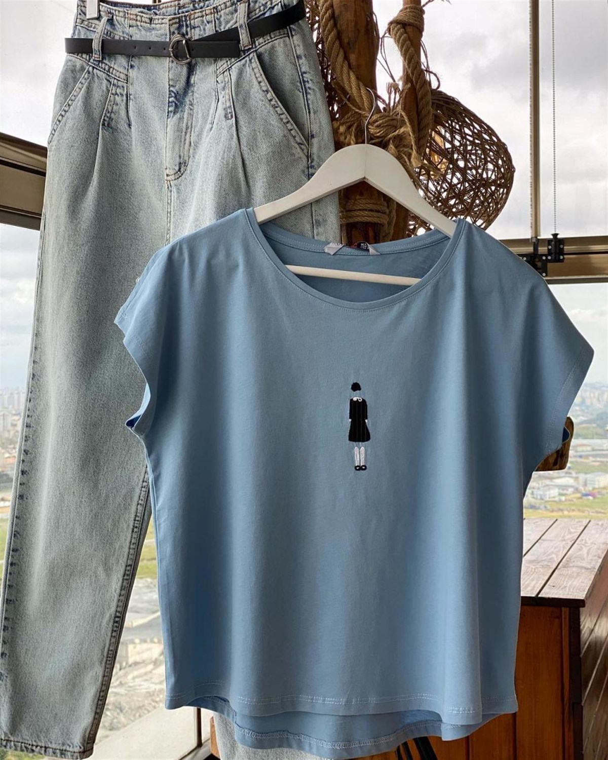 Kız Nakış Detaylı Tshirt (İndigo)