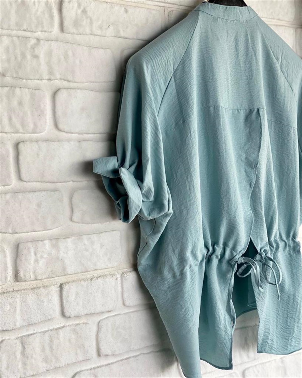 Kolları Fırfır Detaylı Bluz (Bebe Mavisi)