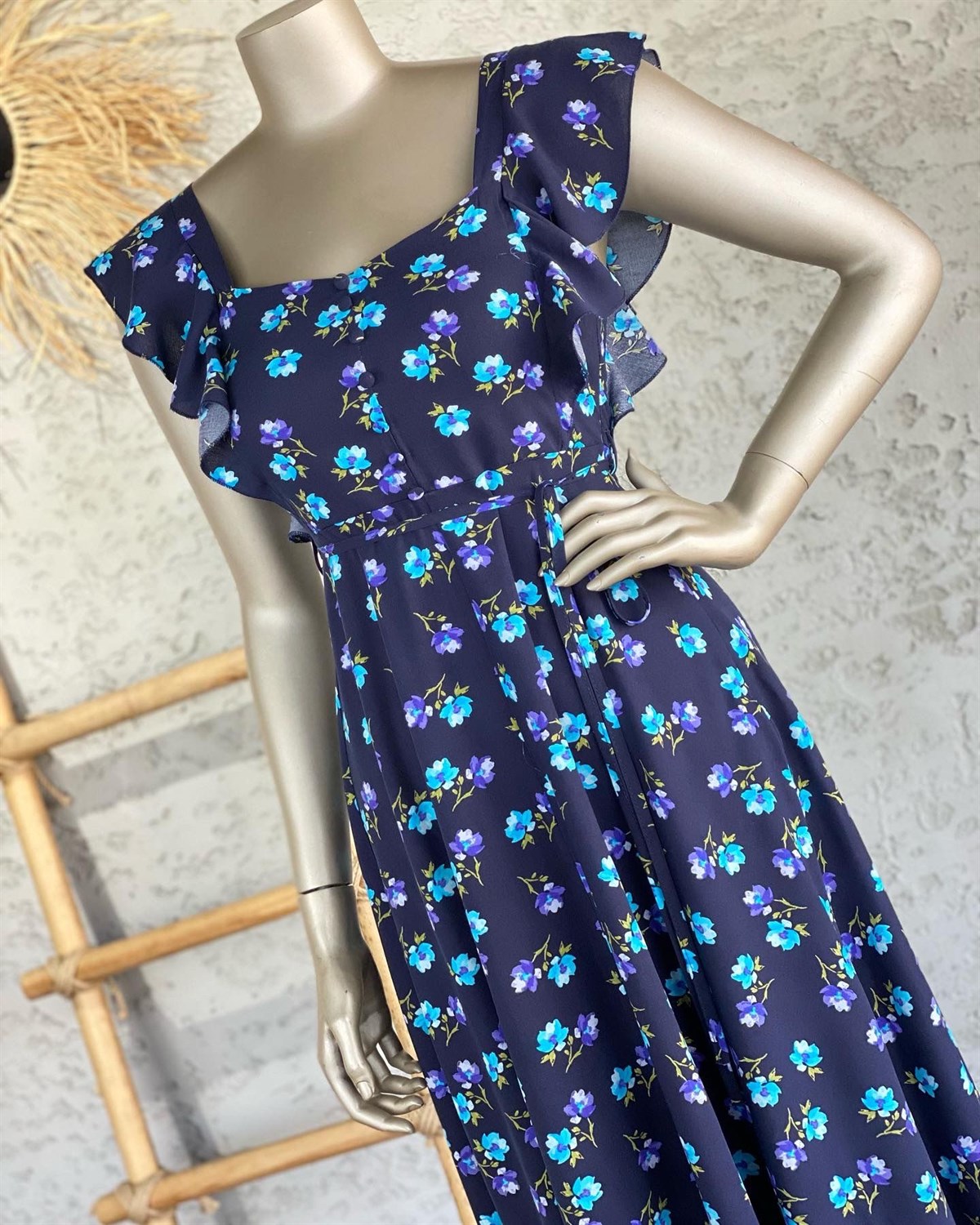 Kolları Fırfırlı Beli Kuşaklı Elbise (Lacivert)