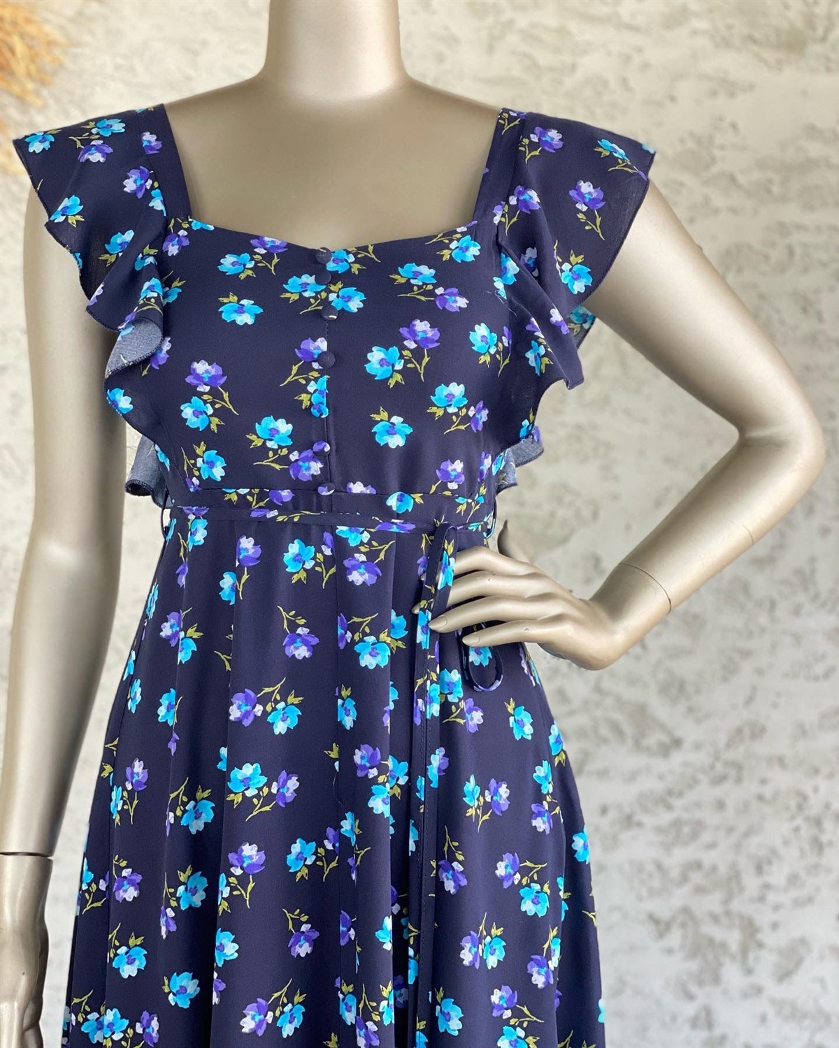 Kolları Fırfırlı Beli Kuşaklı Elbise (Lacivert)