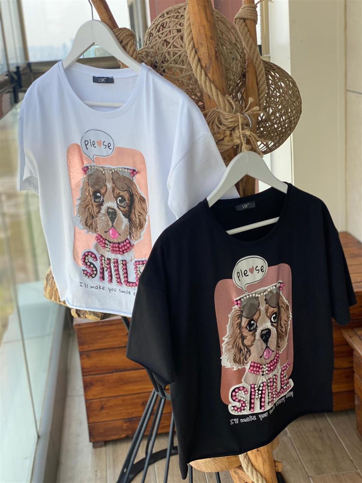 Köpek Baskılı Taş İnci Detaylı Tshirt