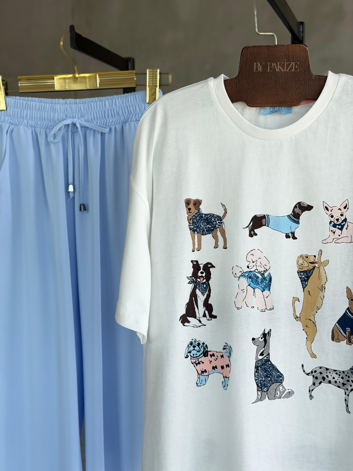 Köpek Figürlü Oversize Tişört (Ekru)