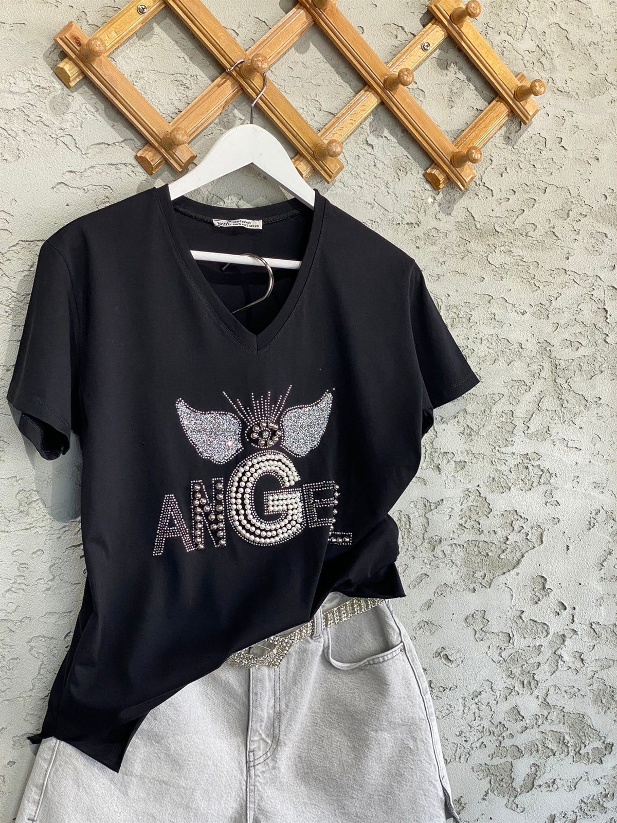 Kristal İnci İşlemeli Angel Tshirt (Siyah/Beyaz)