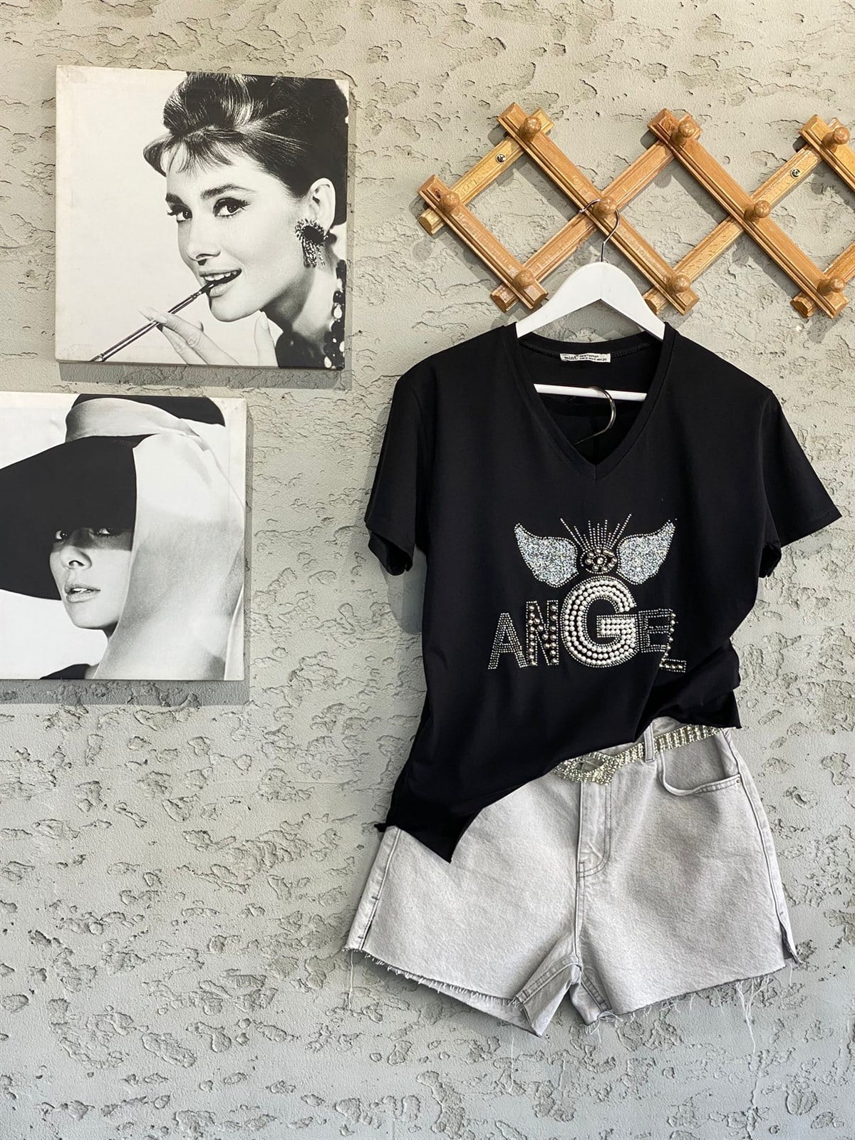 Kristal İnci İşlemeli Angel Tshirt (Siyah/Beyaz)