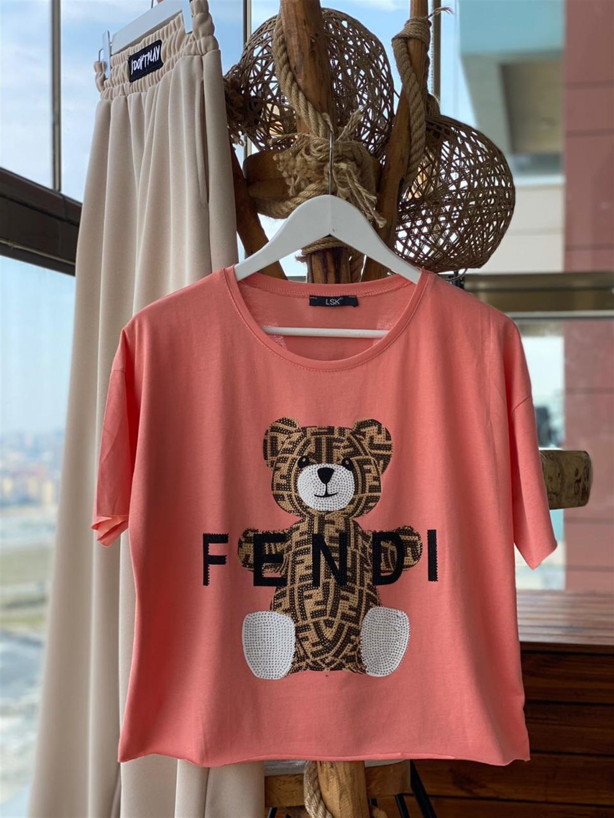 Kristal Taş İşçilikli Fendi Tshirt (YAVRUAĞZI)