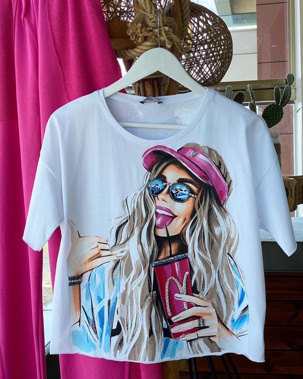Kristal Taş İşçilikli Tshirt (BEYAZ)