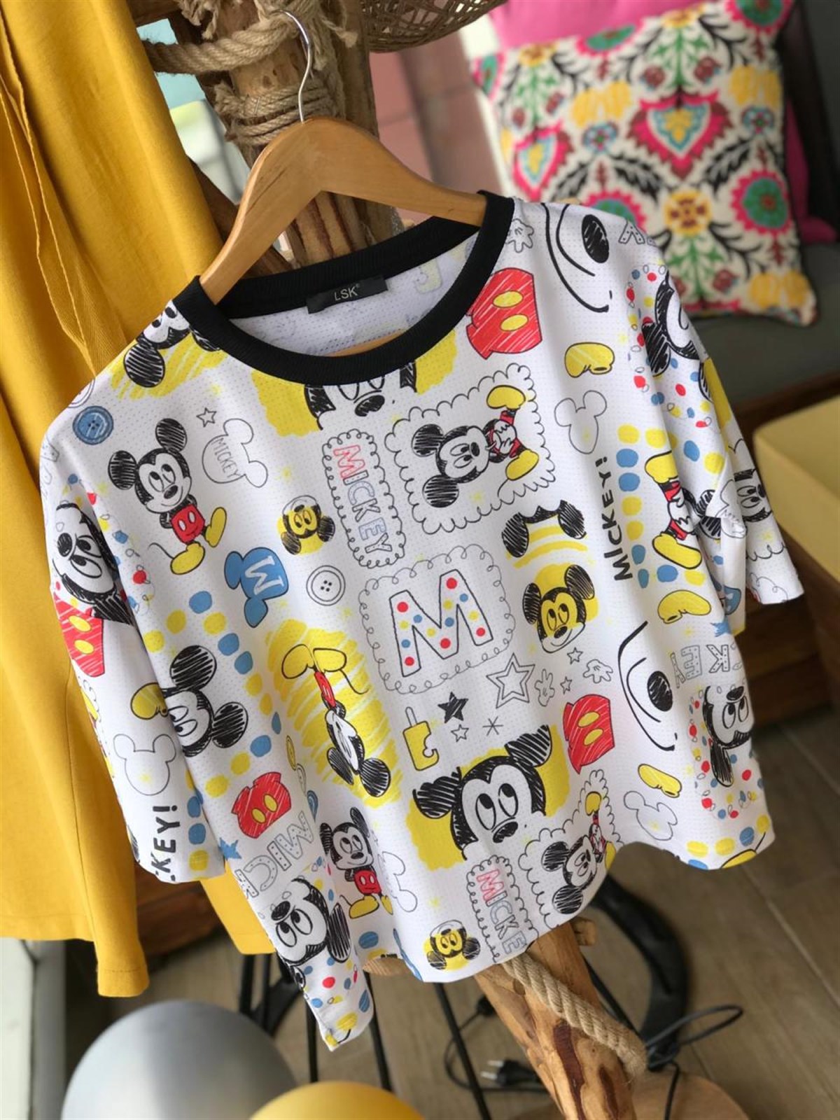 Küçük Mickey Mouse Desenli Kısa Bluz