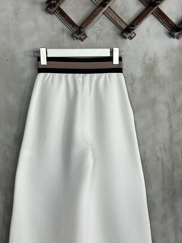 Lastik Kemerli Bol Paça Şardonlu Kadın Pantolon (Beyaz)