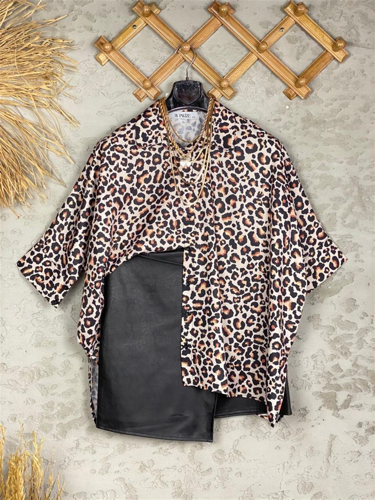Leopar Baskılı Saten Gömlek