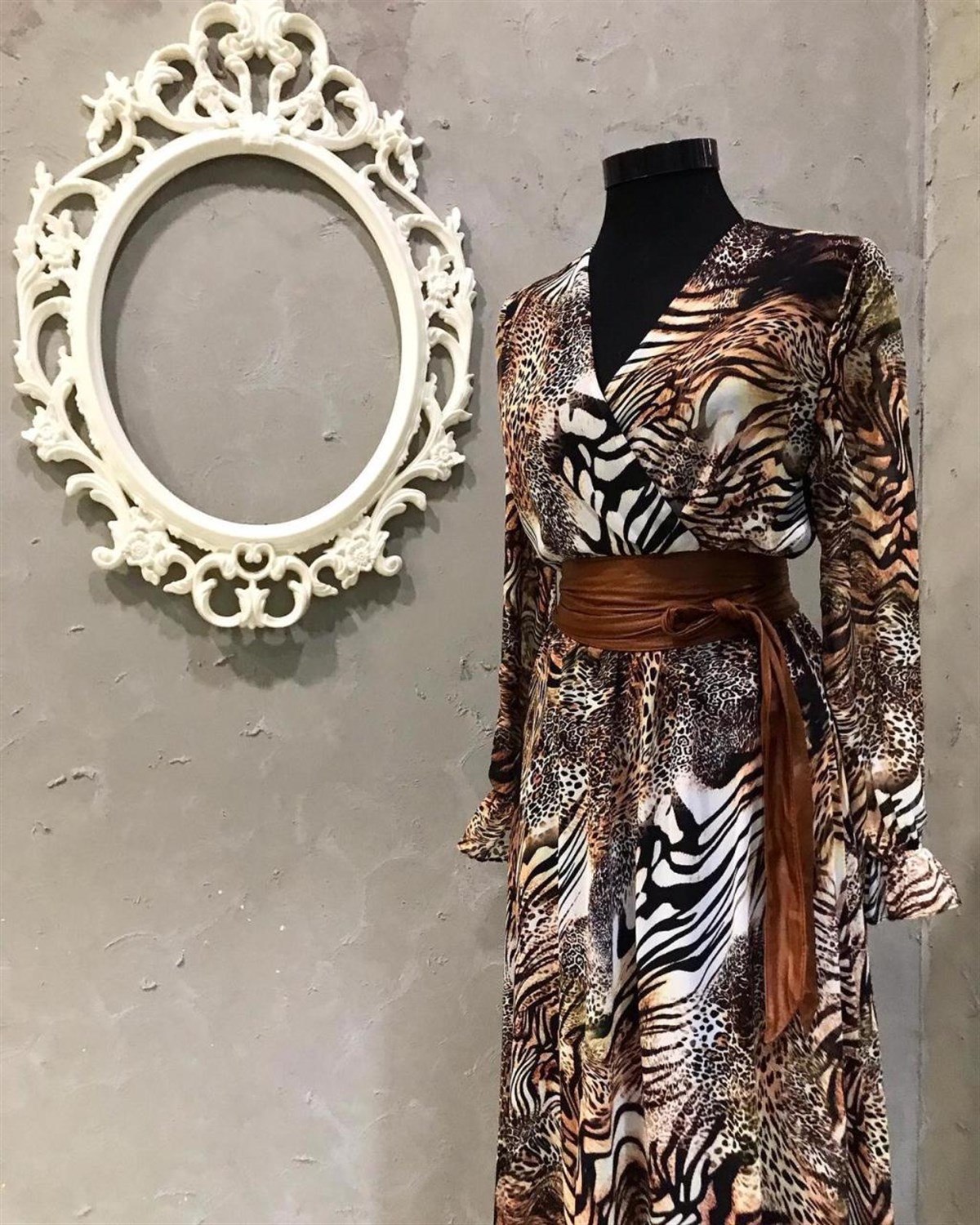Leopar Desen Kruvaze Yaka Şifon Kumaş Elbise