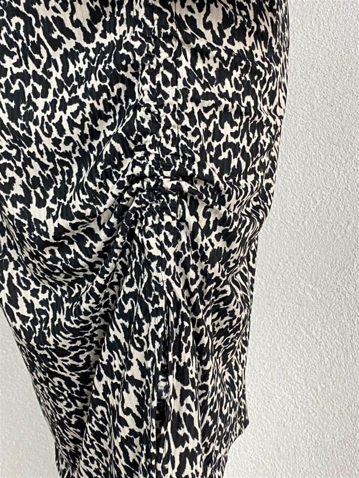 Leopar Desenli Büzgülü Elbise (Siyah)
