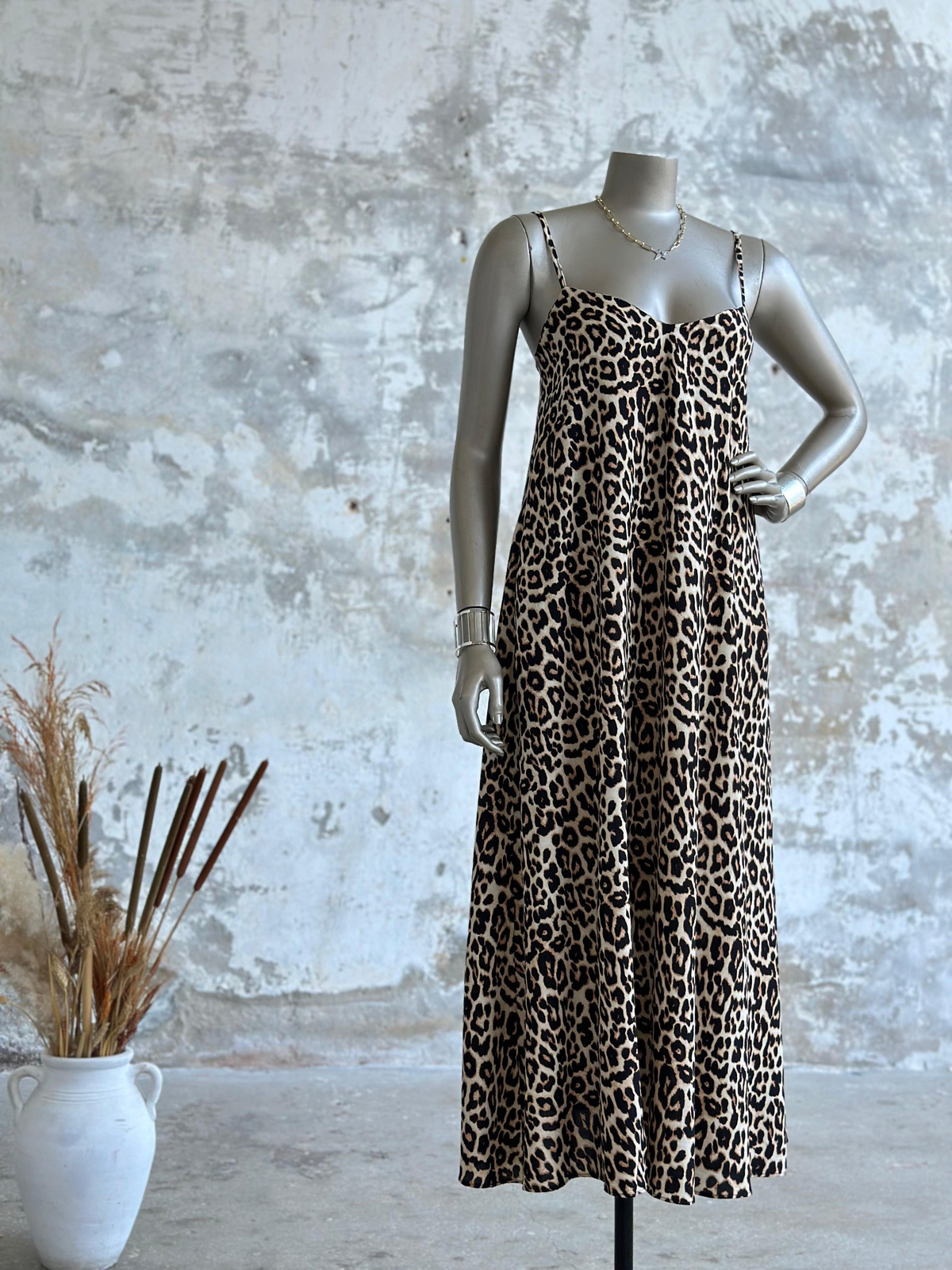 Leopar Desenli Halter Yaka Elbise (Kahve)