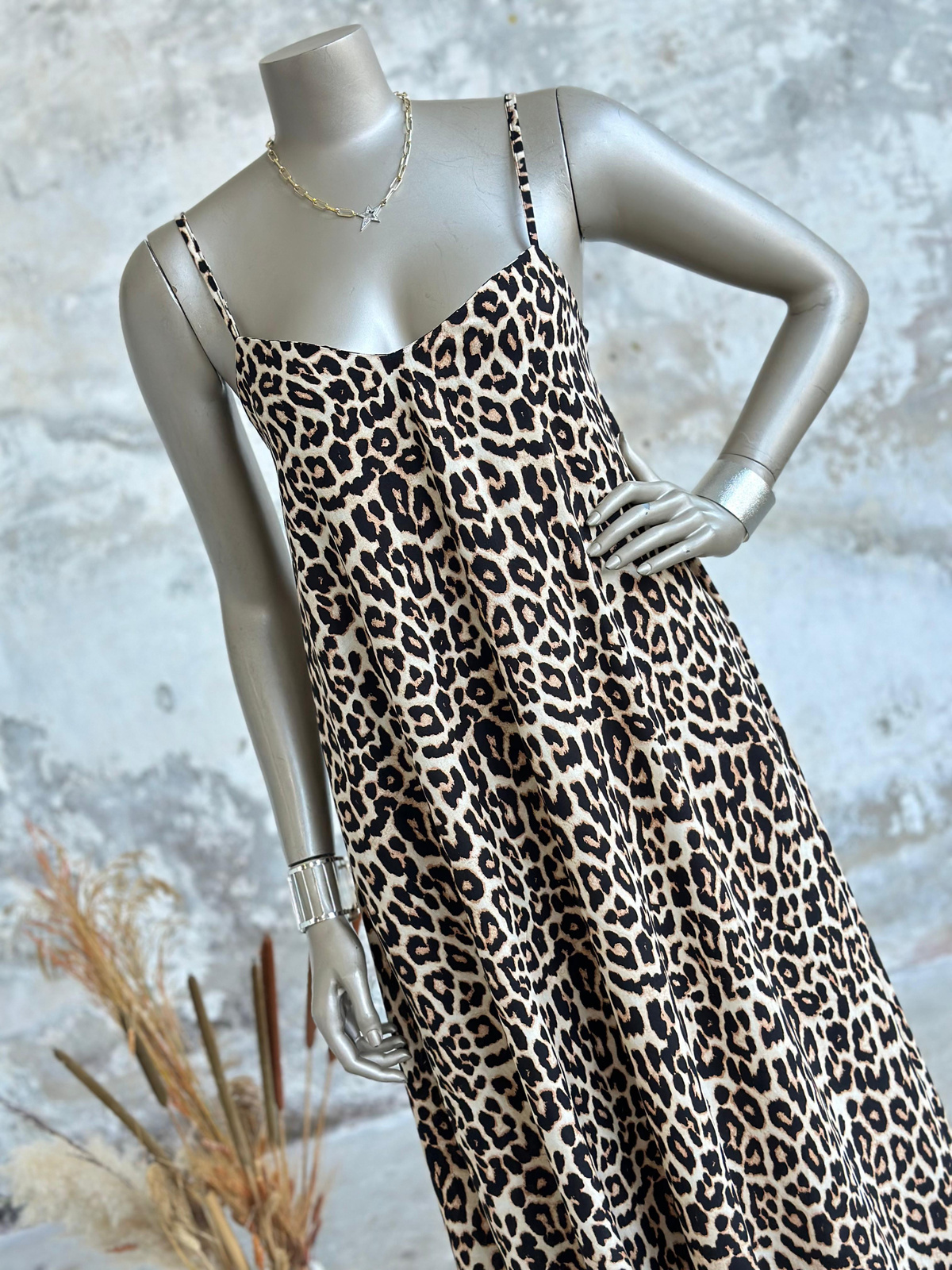 Leopar Desenli Halter Yaka Elbise (Kahve)