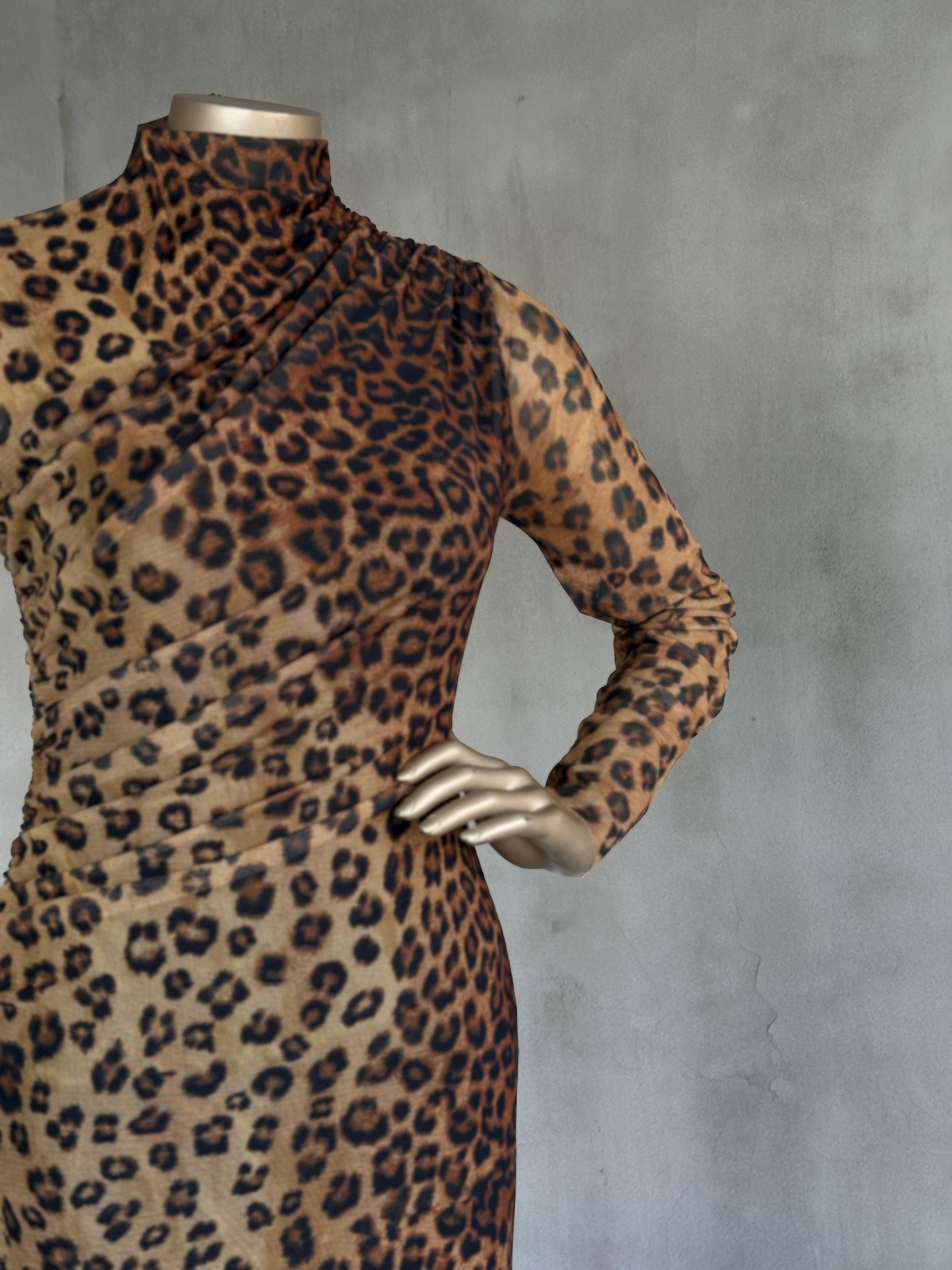 Leopar Dik Yaka Tül Drapeli Elbise (Kahve)