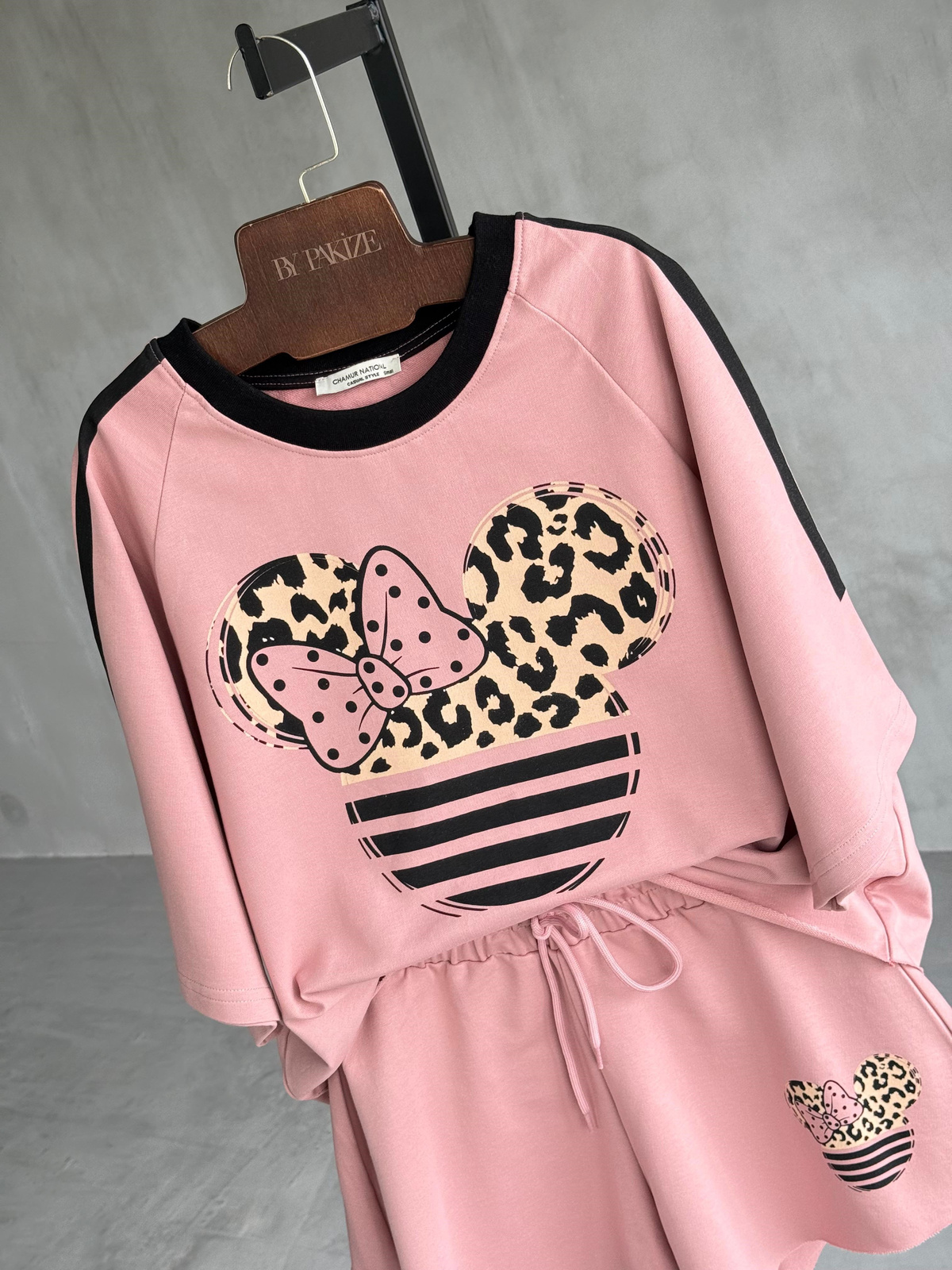 Leopar Mickey Baskılı Takım (Pudra)