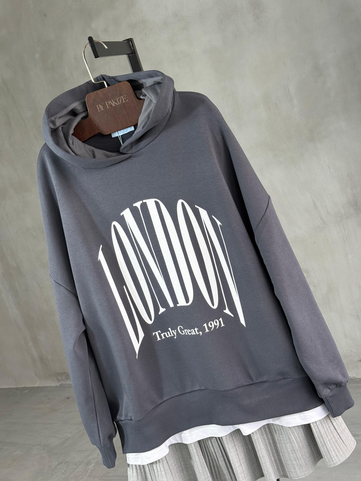 London Yazı Baskılı Tişört Detaylı Sweat (Füme)