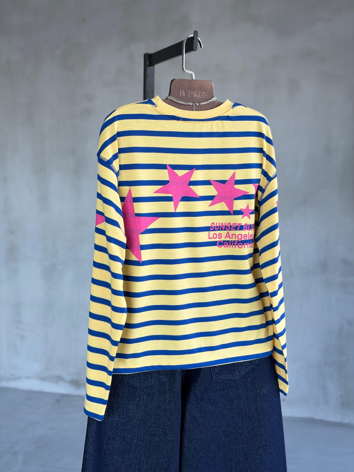 Los Angeles Sırt Yıldız Baskılı Çizgili Sweatshirt(Sarı-Mavi)