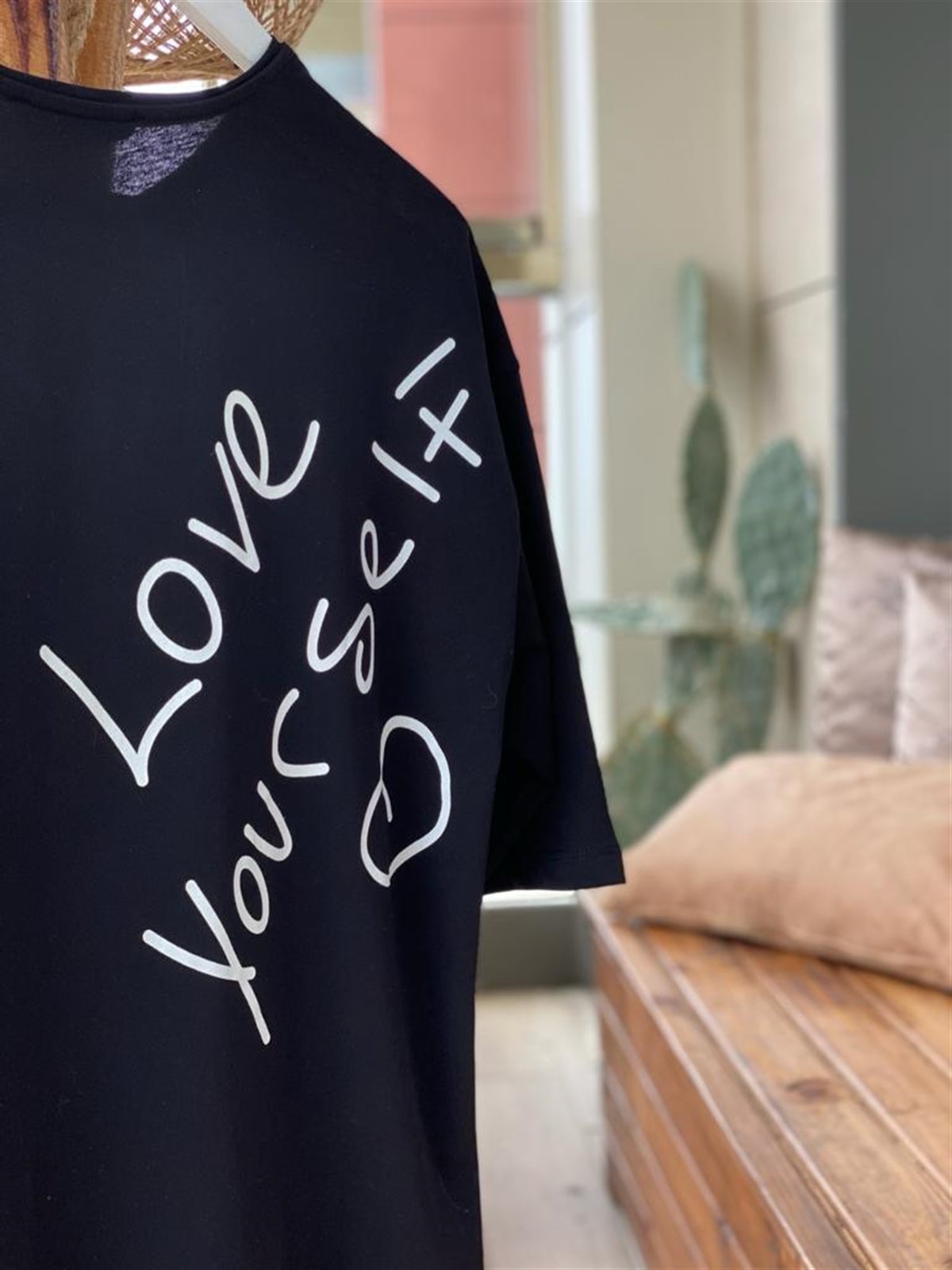 Love Yourself Sırt Baskılı Tshirt (BEYAZ & SİYAH)